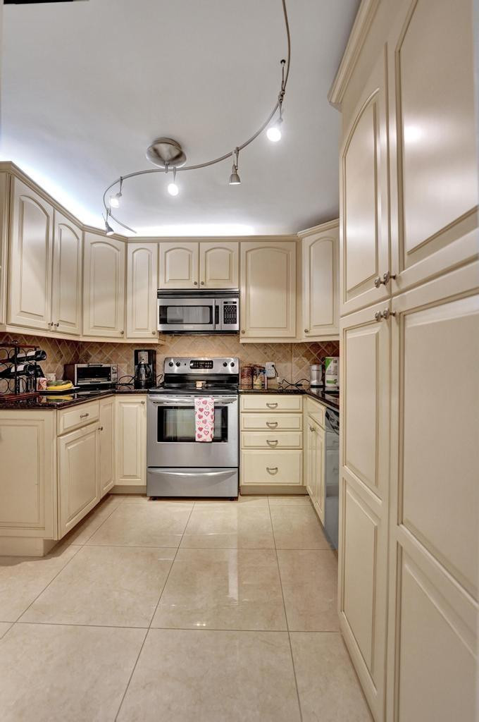 2000 S Ocean Boulevard 4C, Lauderdale-By-The-Sea Unit: 4C