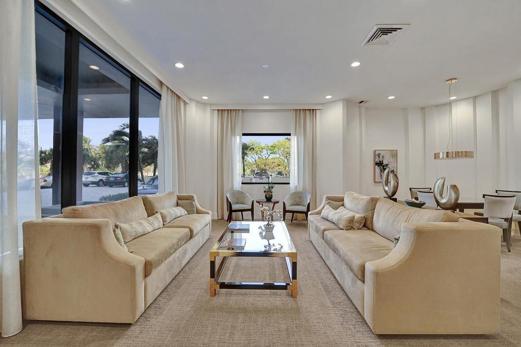 2000 S Ocean Boulevard 4C, Lauderdale-By-The-Sea Unit: 4C