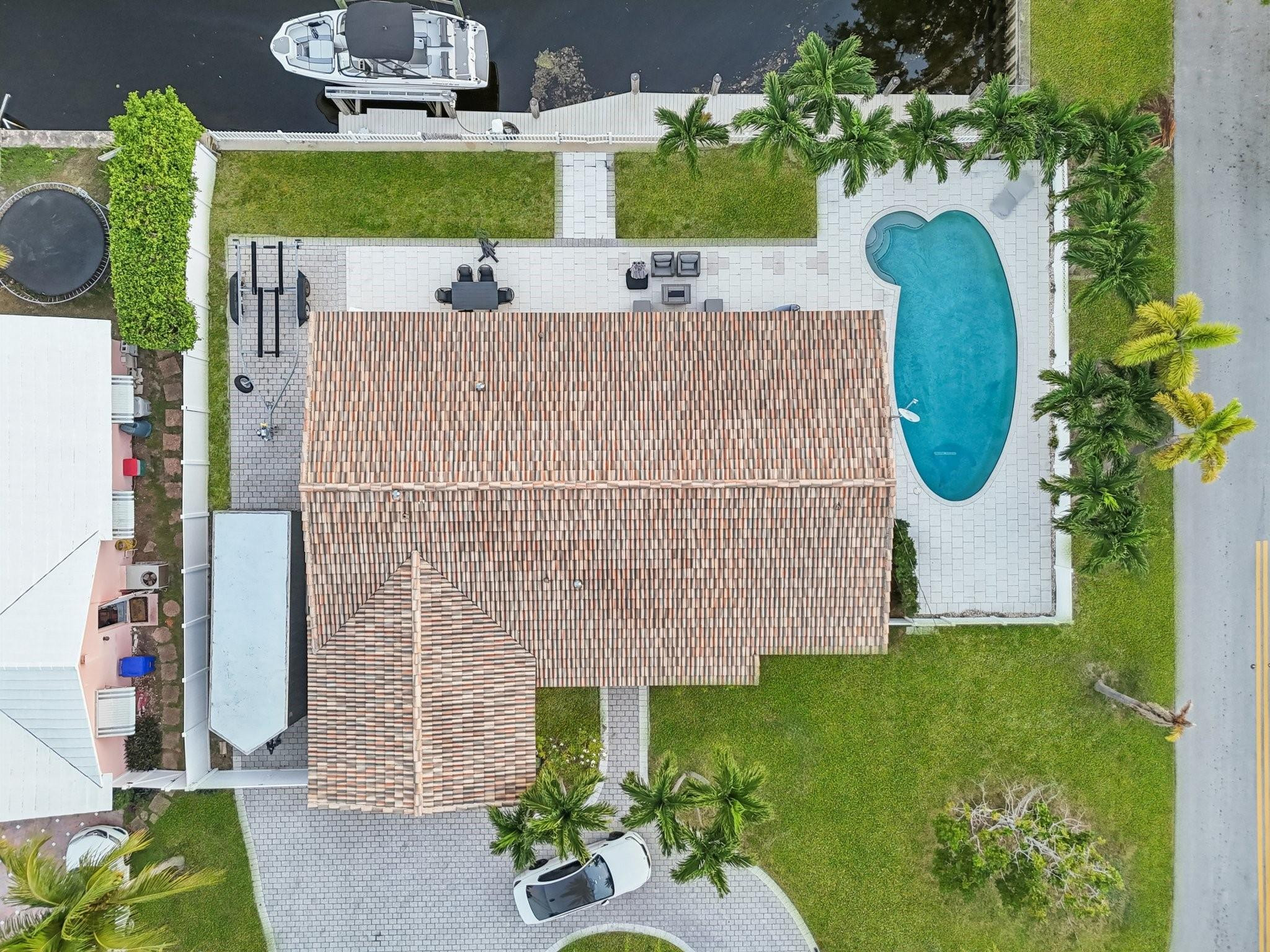600 SE 5th Court