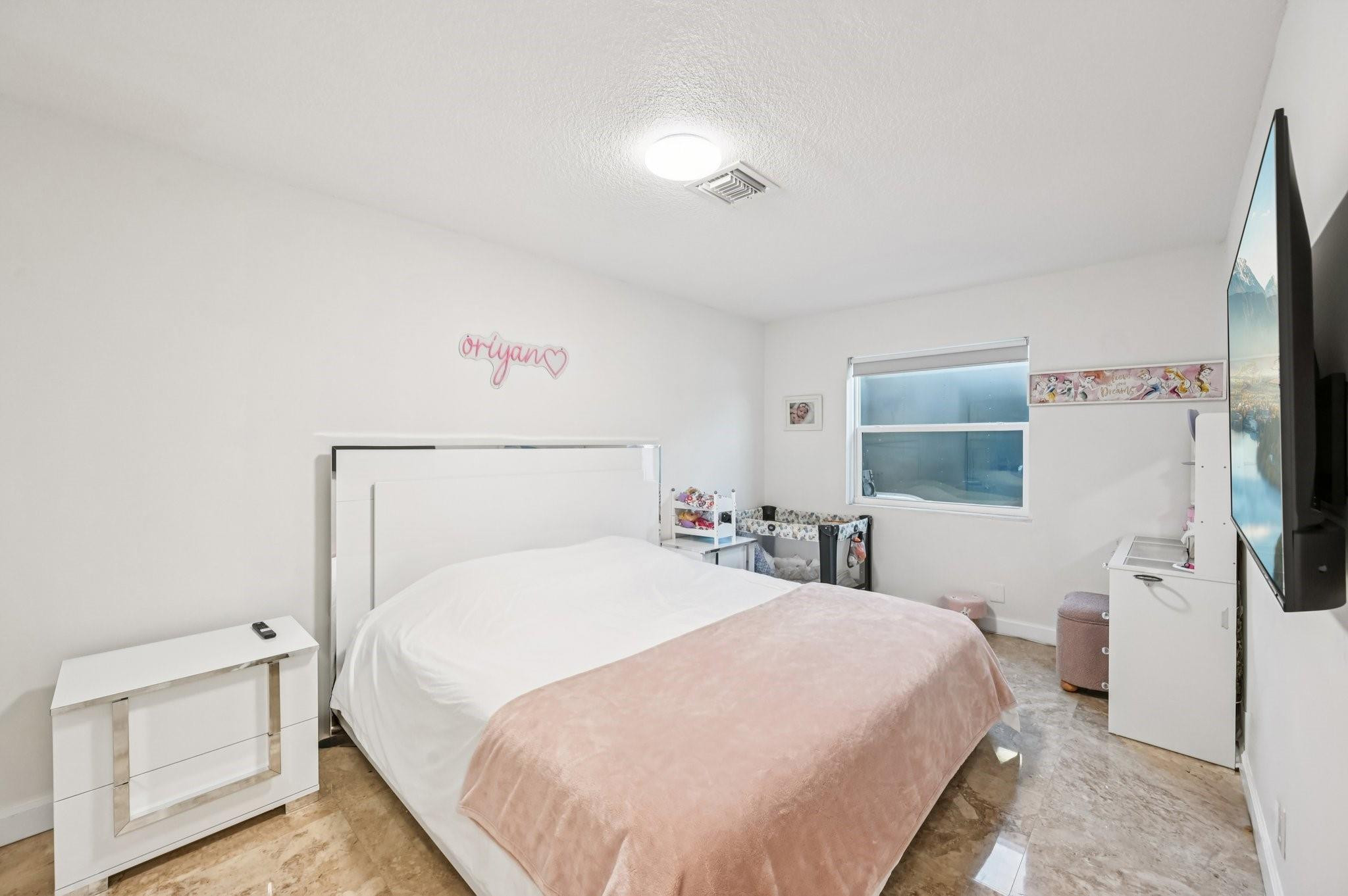 600 SE 5th Court