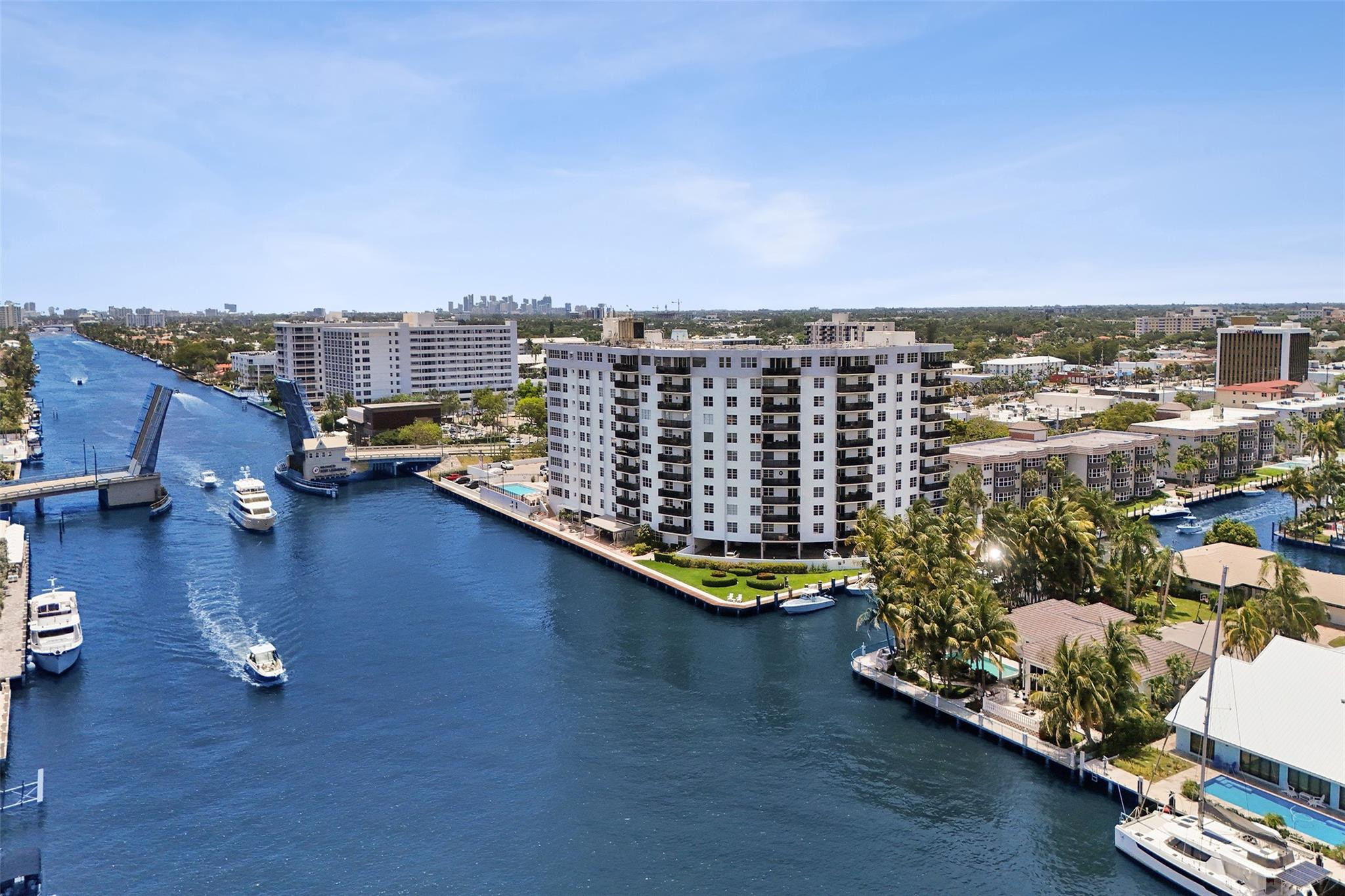 5100 Dupont Boulevard 3G