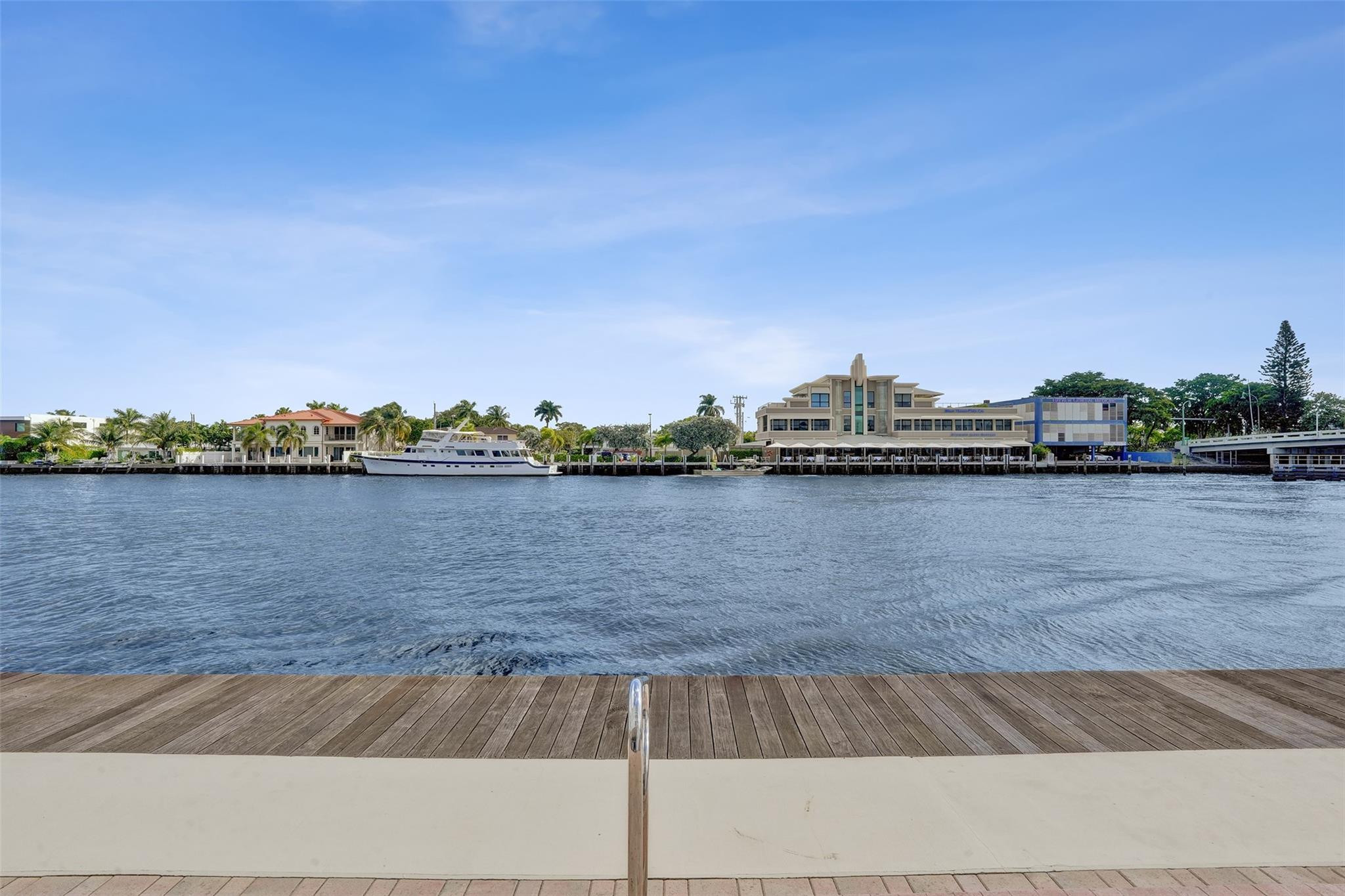 5100 Dupont Boulevard 3G