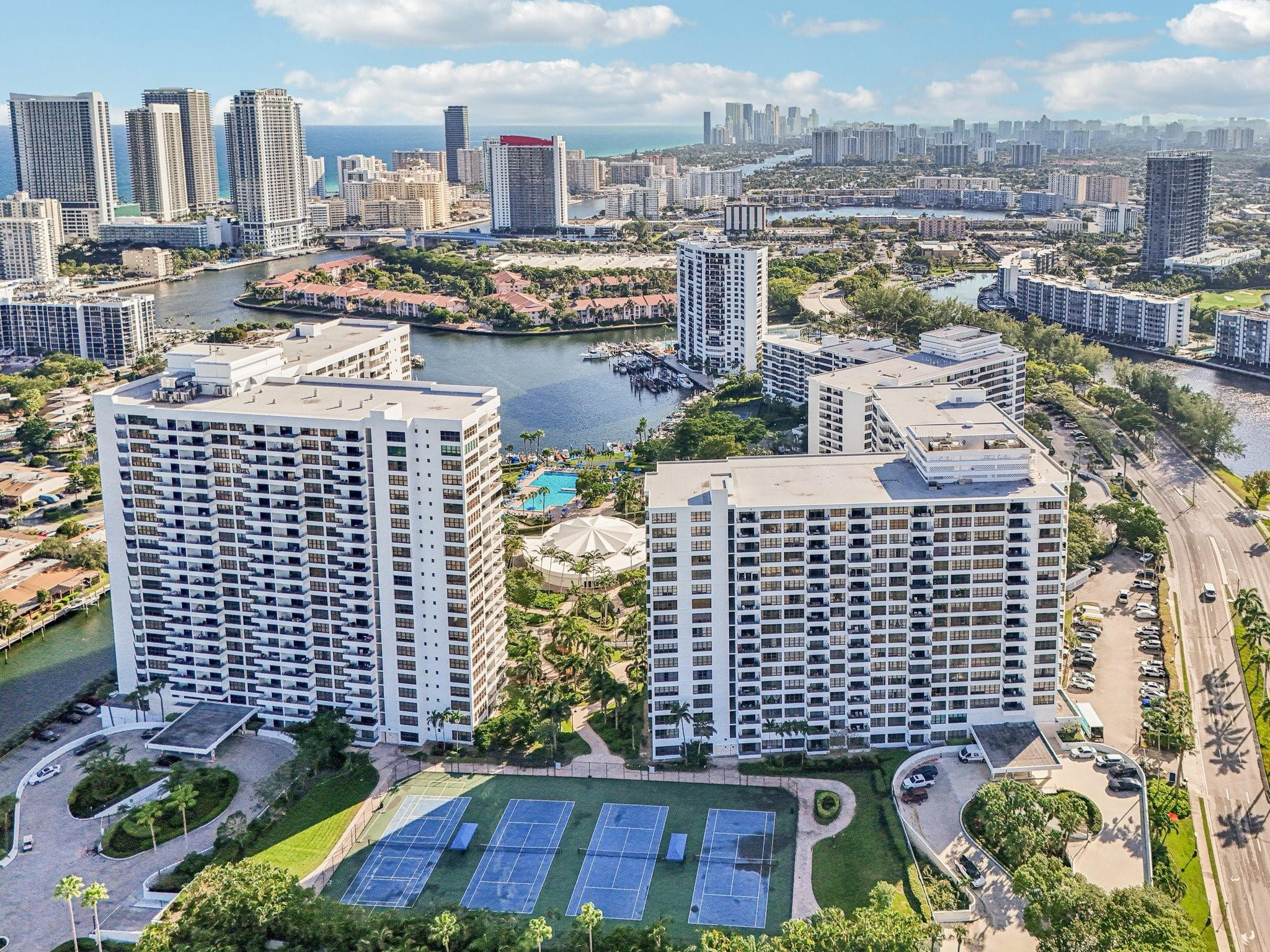 600 Three Islands Boulevard 1106