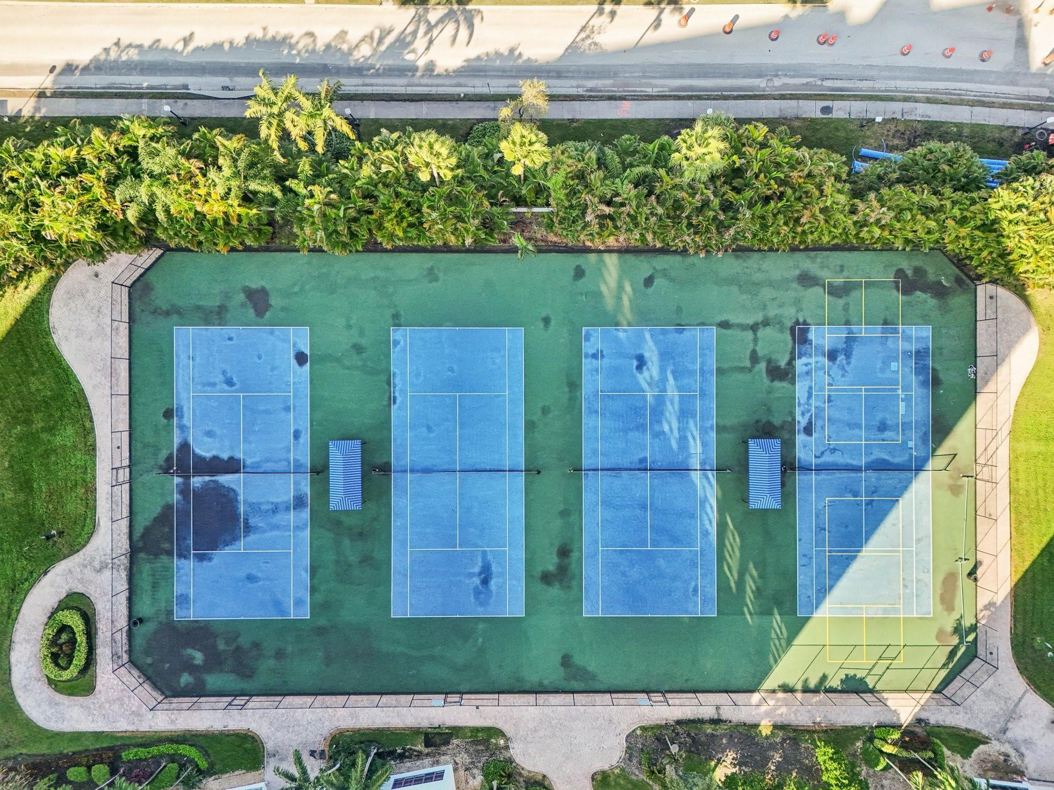 600 Three Islands Boulevard 1106