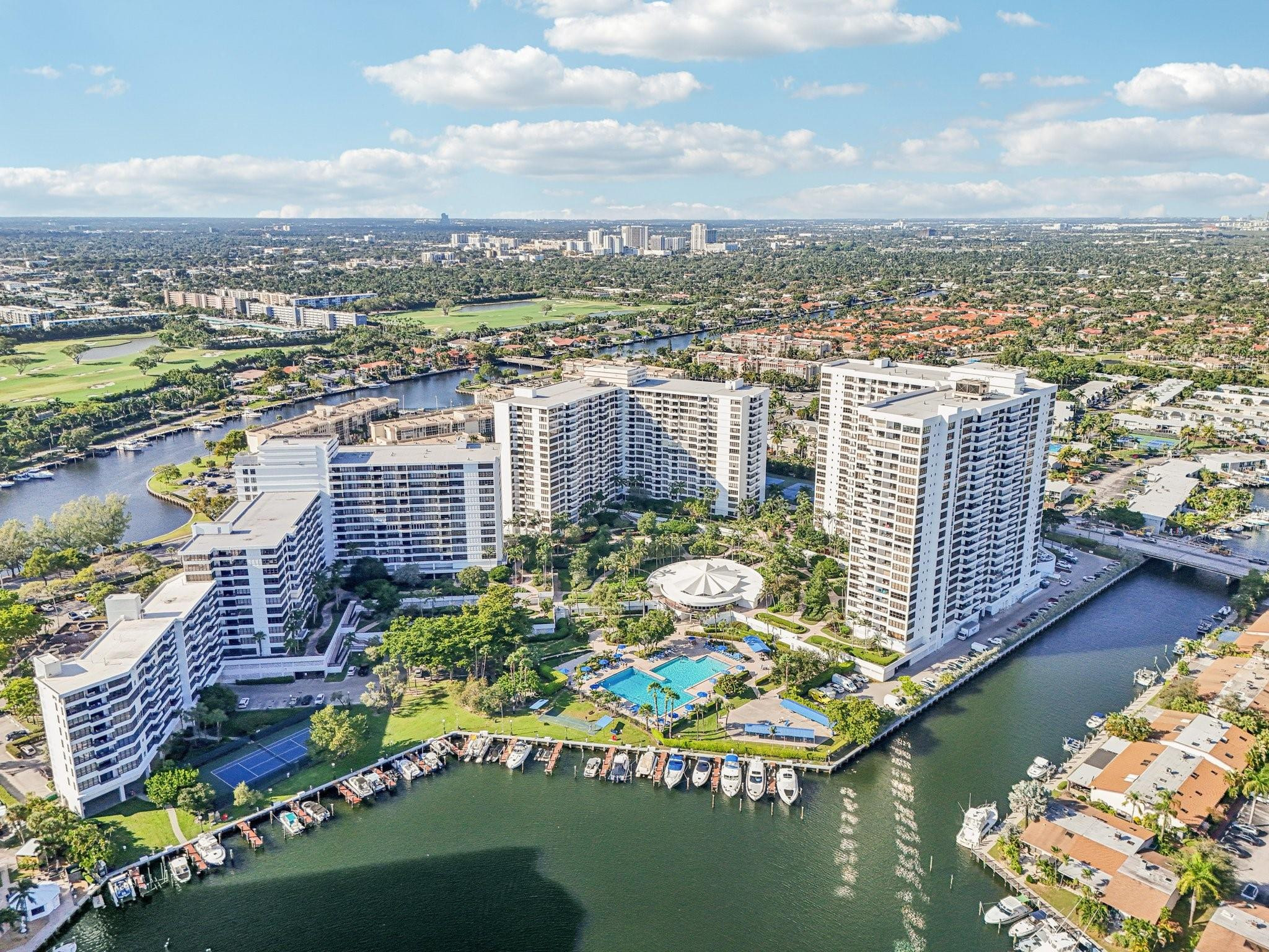 600 Three Islands Boulevard 1106