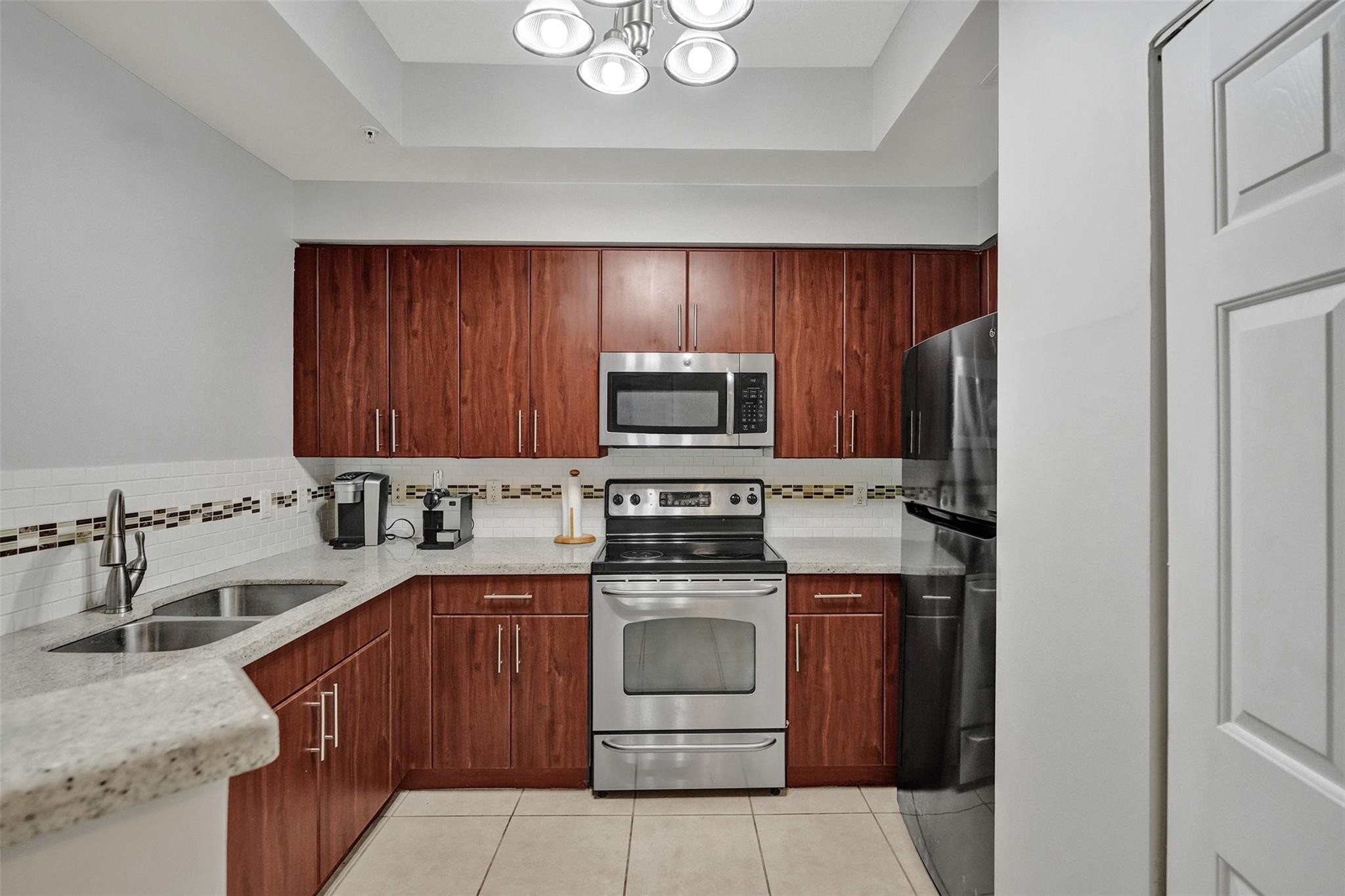 2421 NE 65th Street 2-113