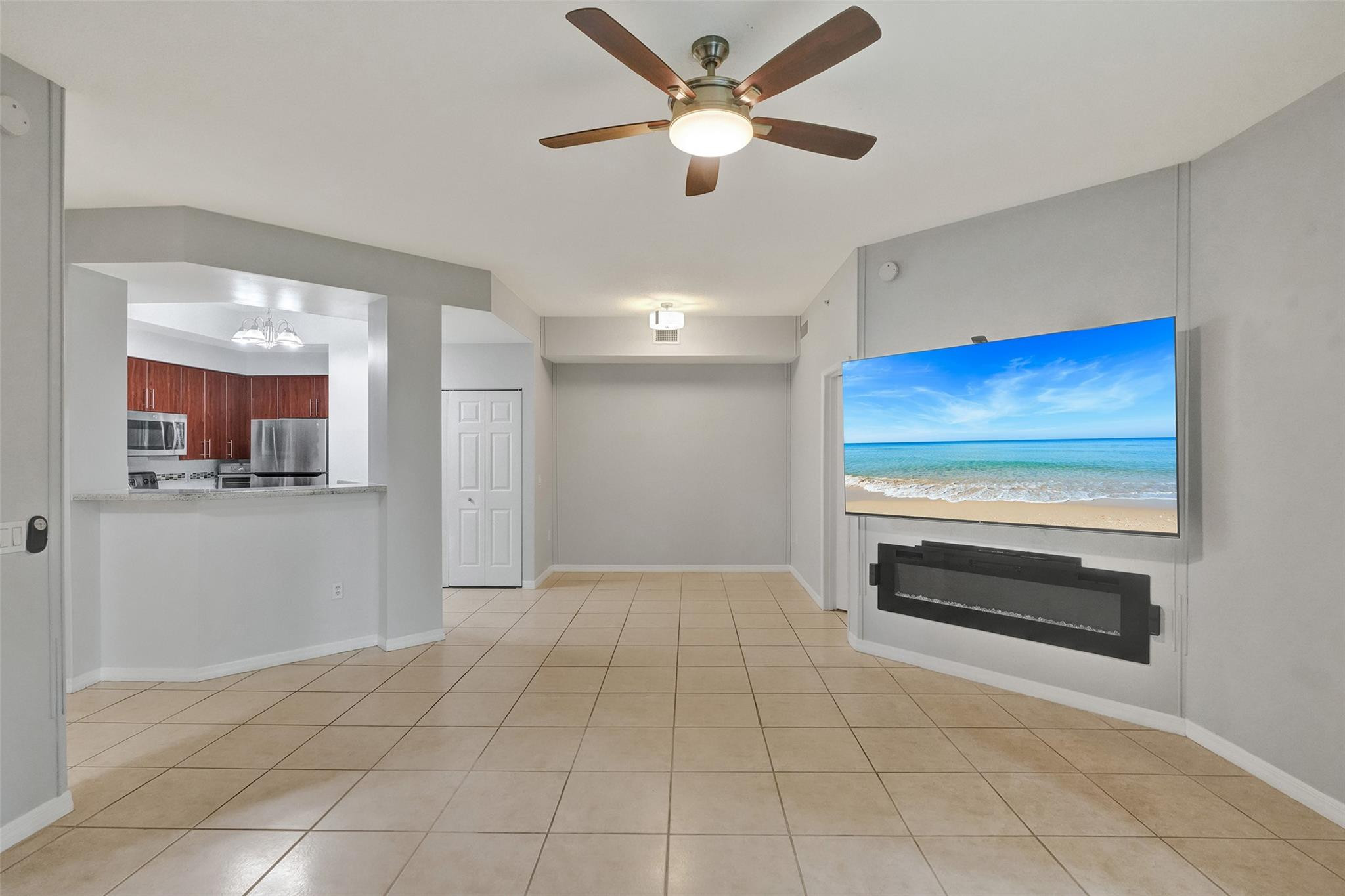 2421 NE 65th Street 2-113