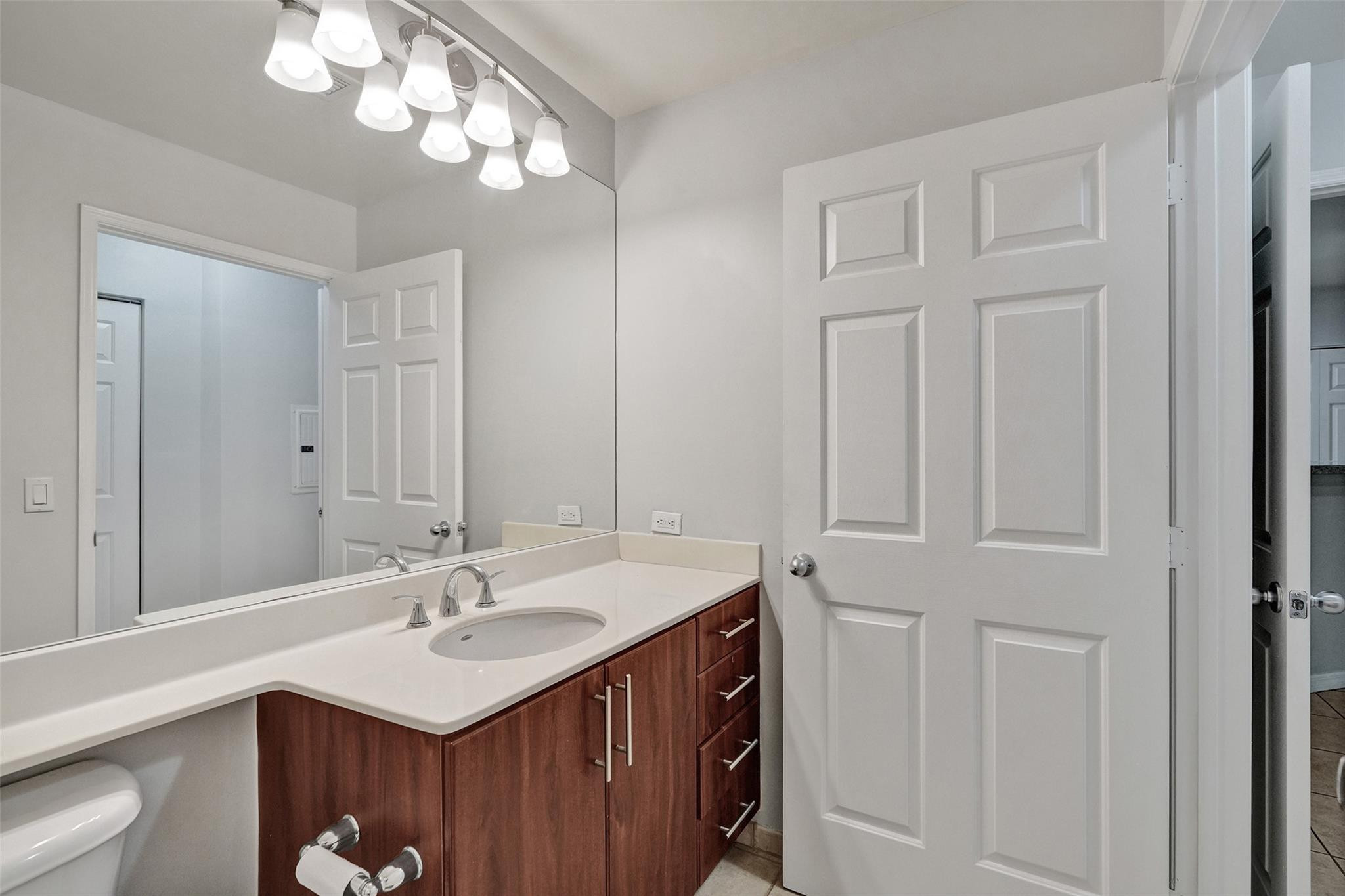 2421 NE 65th Street 2-113
