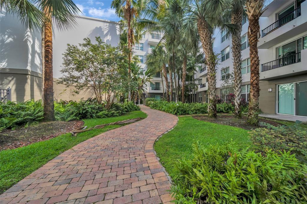 2421 NE 65th Street 2-113