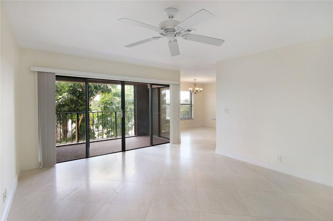 4620 Bougainvilla Drive 8, Lauderdale-By-The-Sea Unit: 8