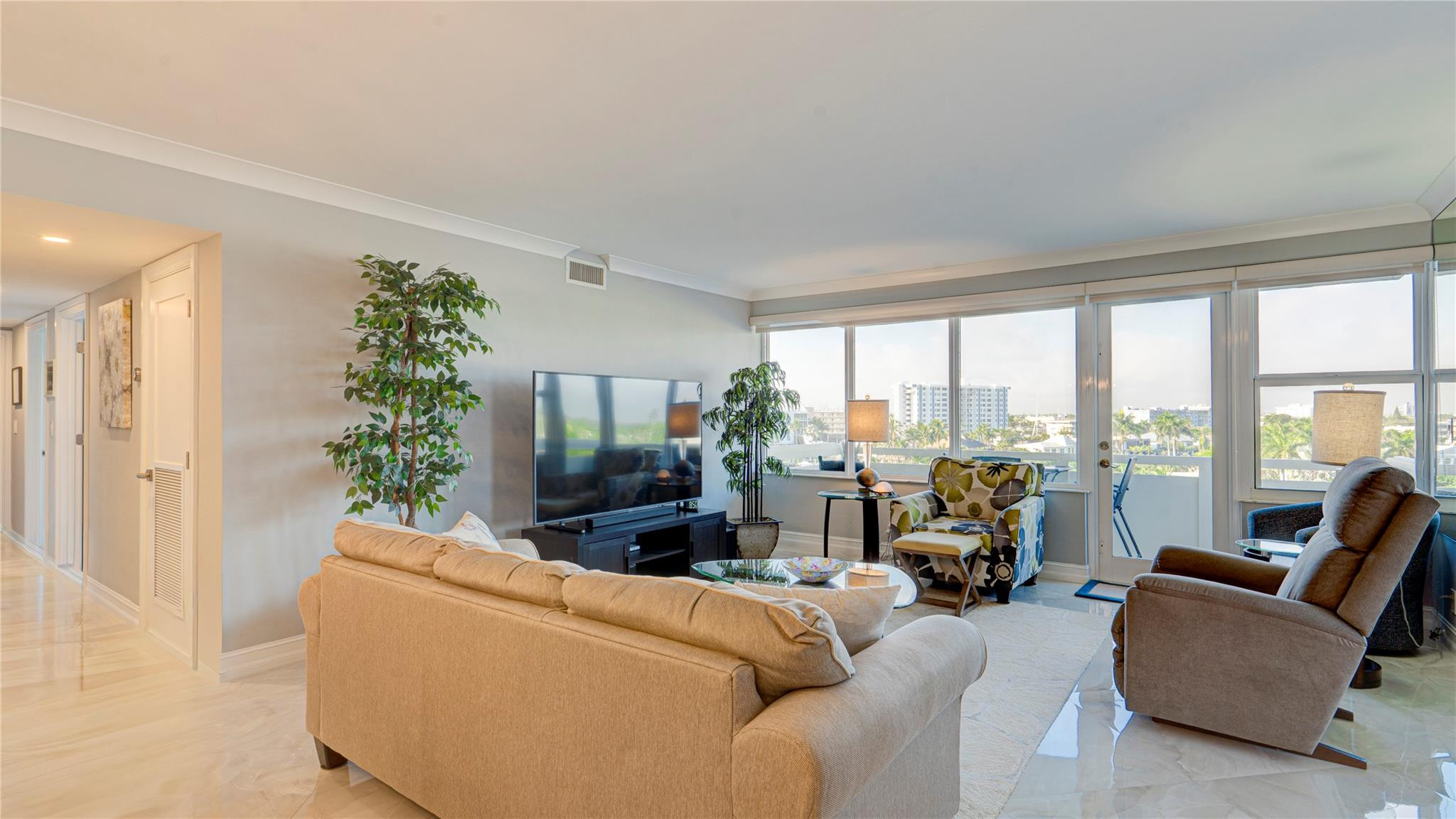 3200 NE 36th Street 608