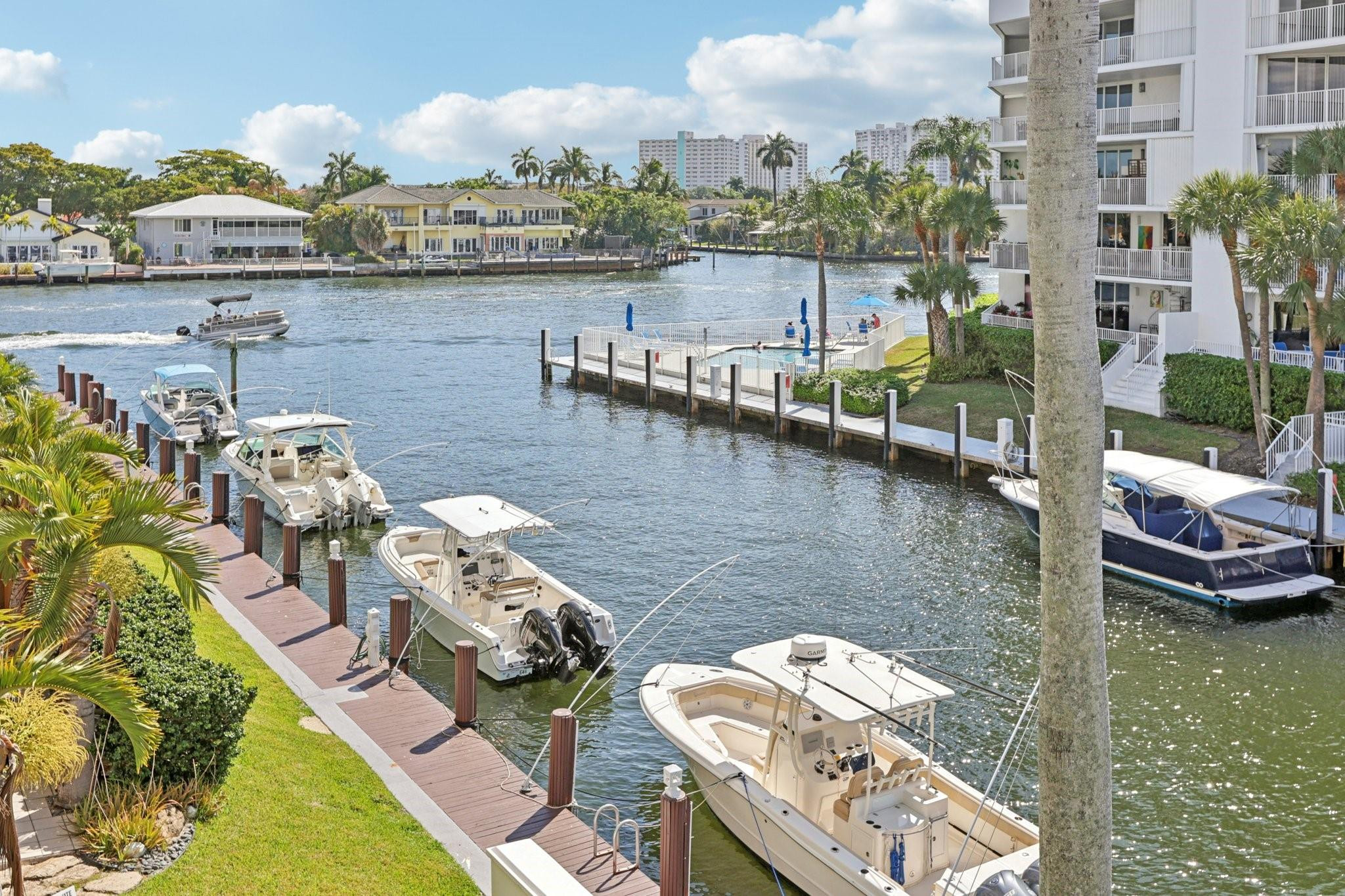 3090 NE 48th Street 314