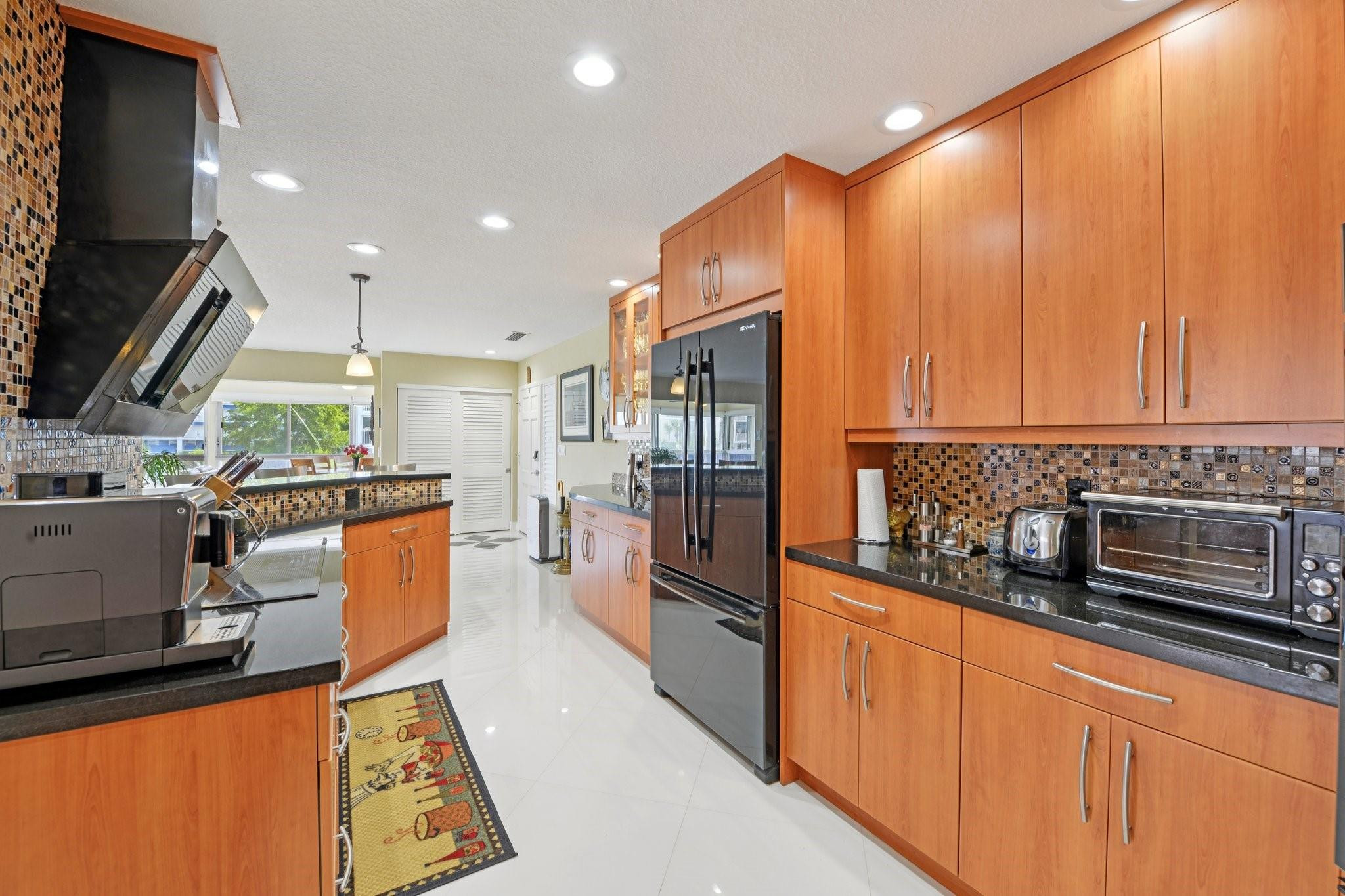 3090 NE 48th Street 314