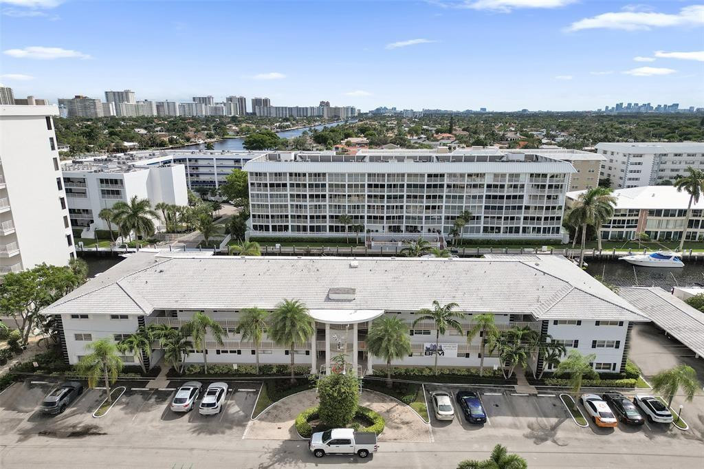 3090 NE 48th Street 314