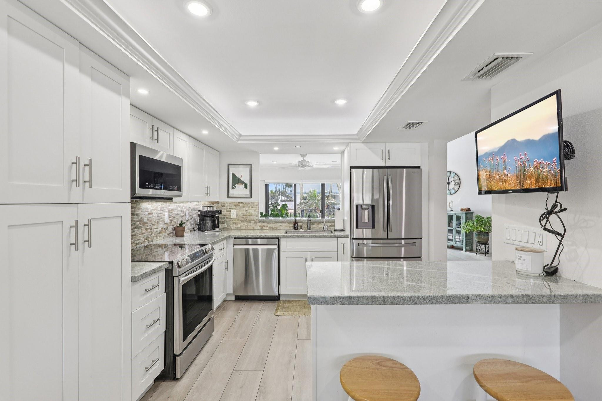 665 SE 21st Avenue 107