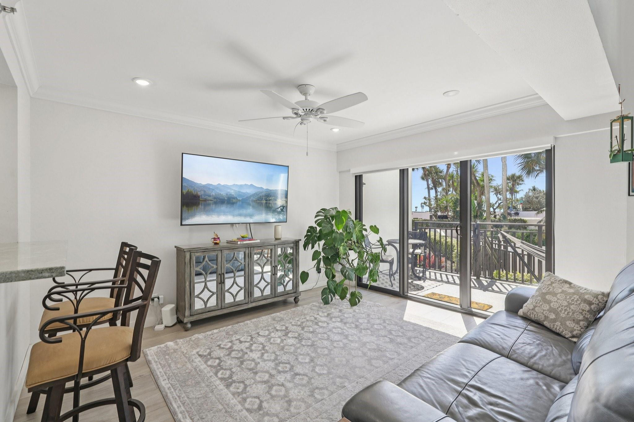 665 SE 21st Avenue 107