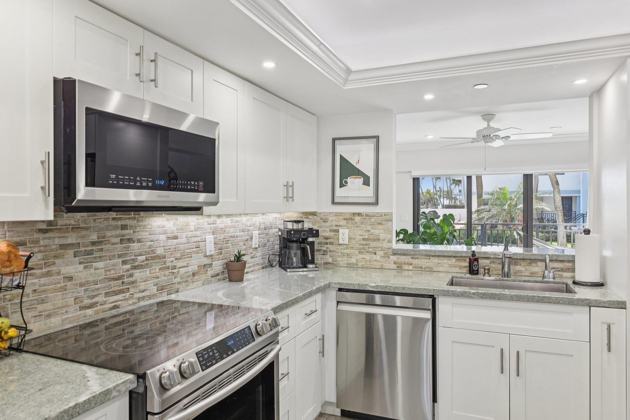 665 SE 21st Avenue 107