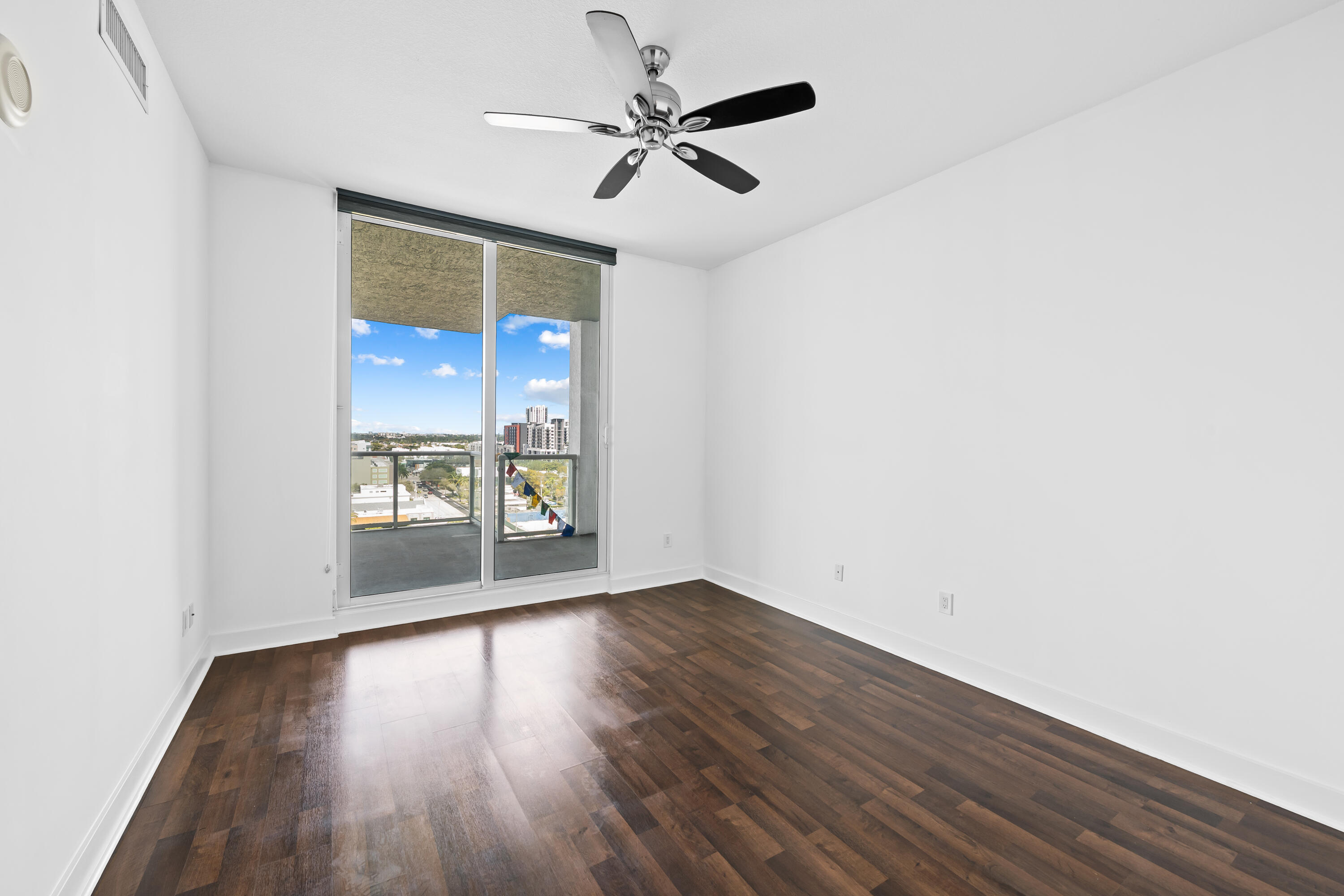 315 NE 3rd Avenue 1009