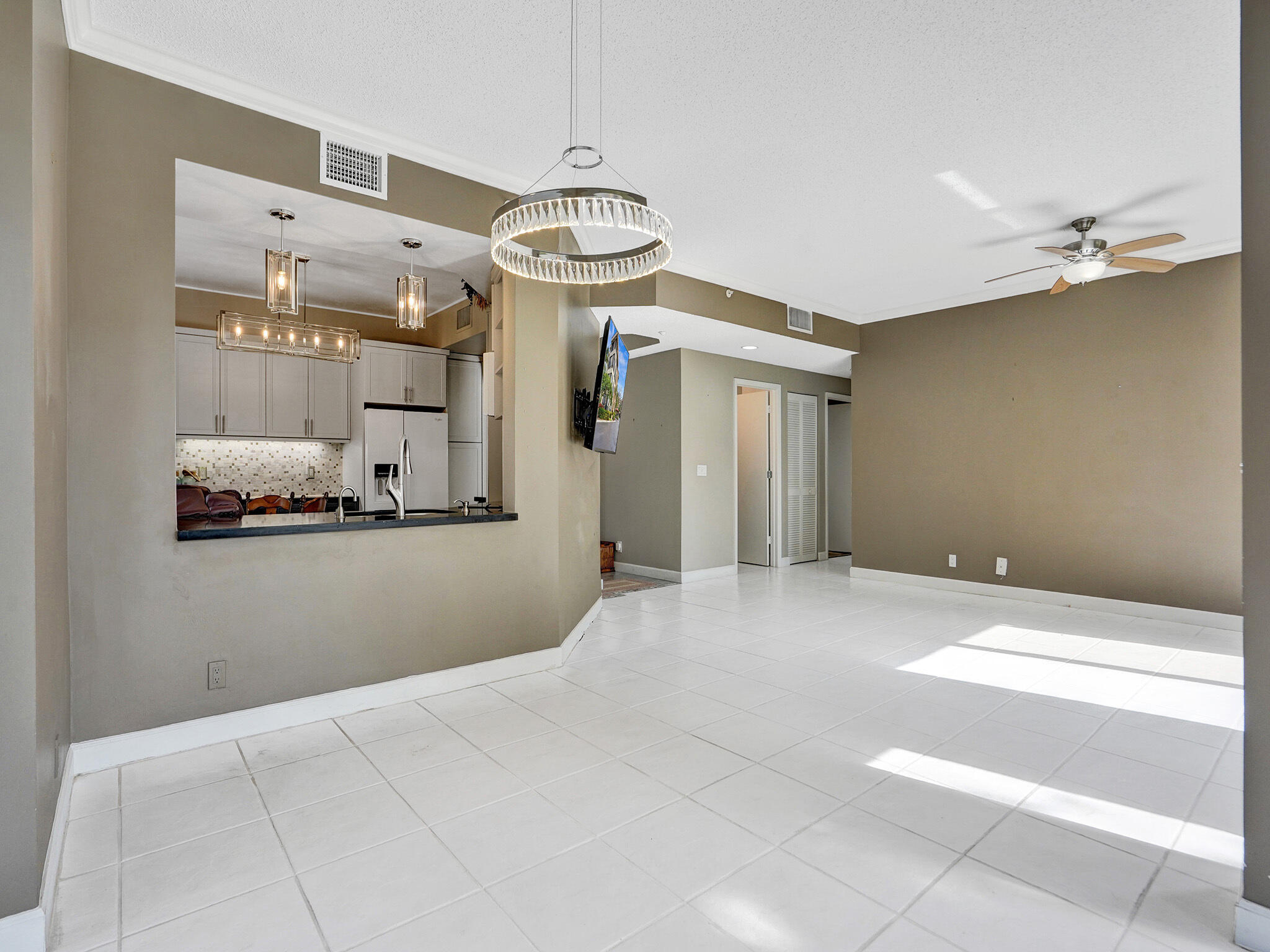 7546 La Paz Boulevard 108