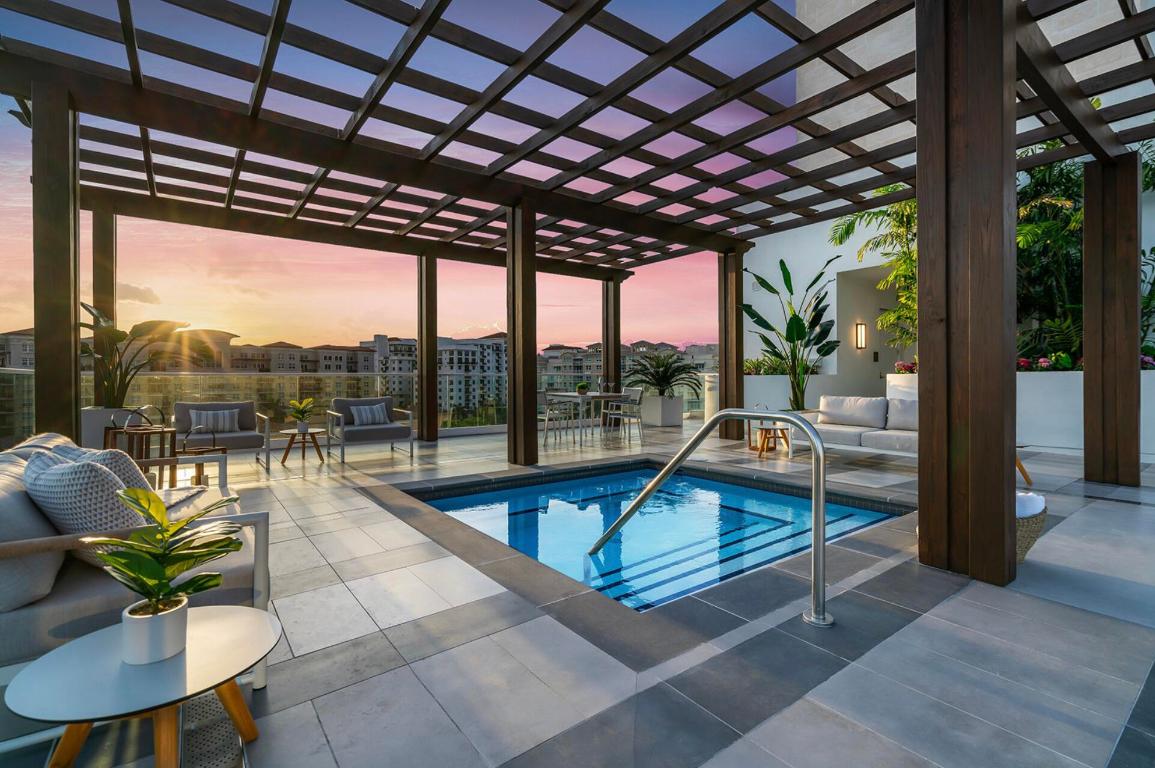 200 SE Mizner Boulevard 609