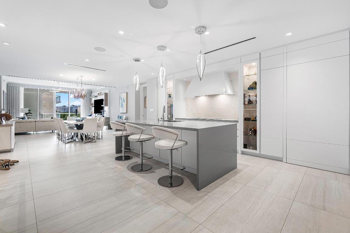 200 SE Mizner Boulevard 609