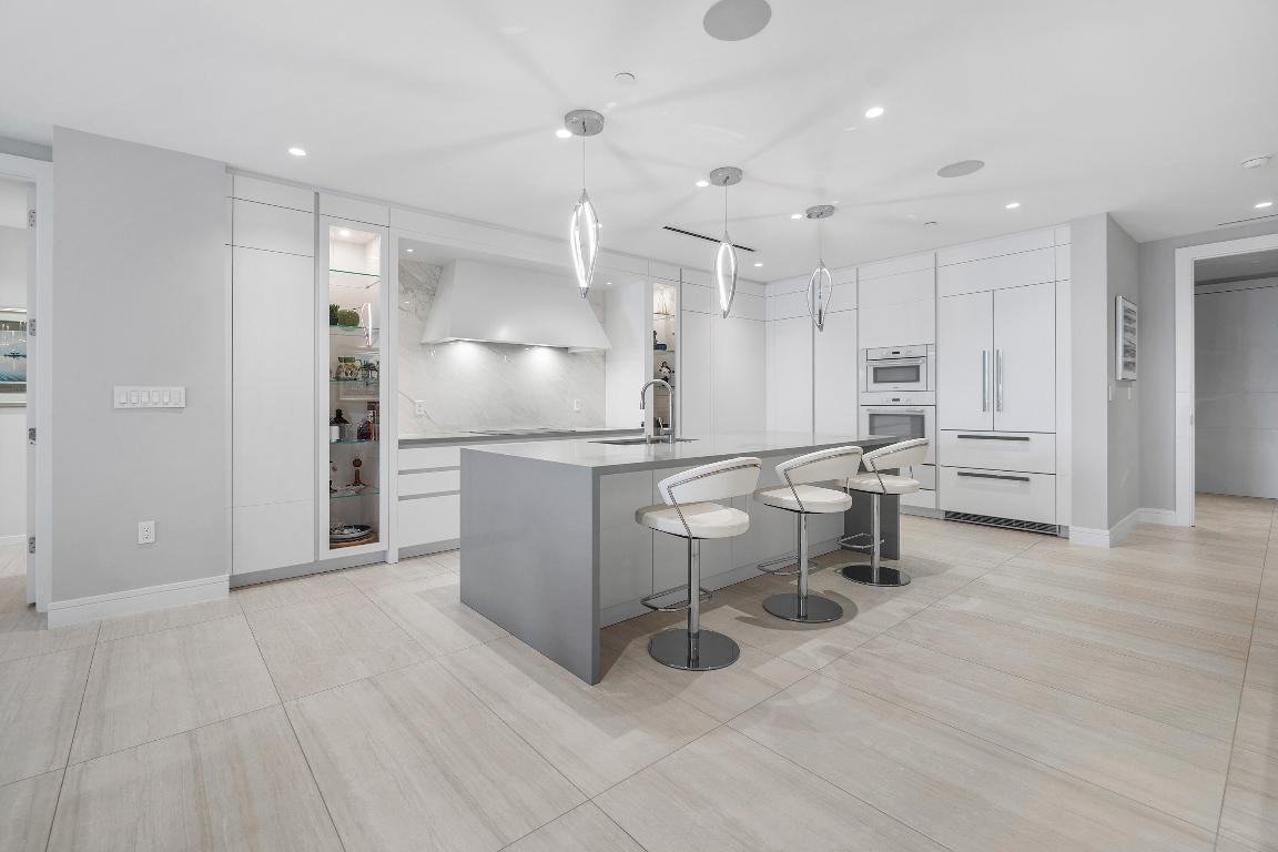 200 SE Mizner Boulevard 609