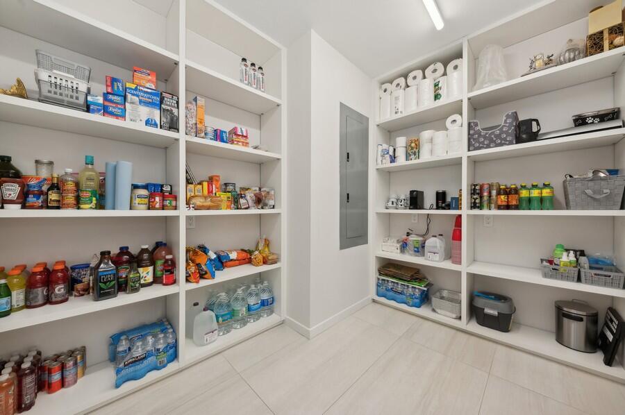 200 SE Mizner Boulevard 609