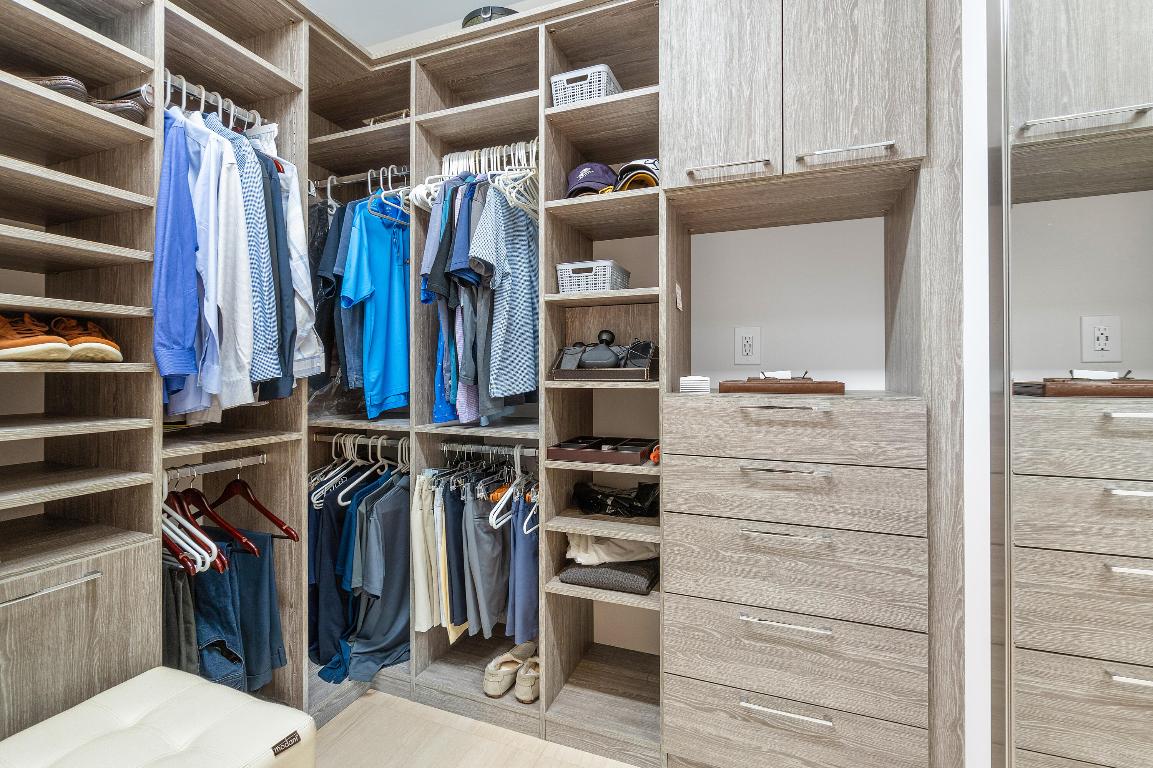 200 SE Mizner Boulevard 609