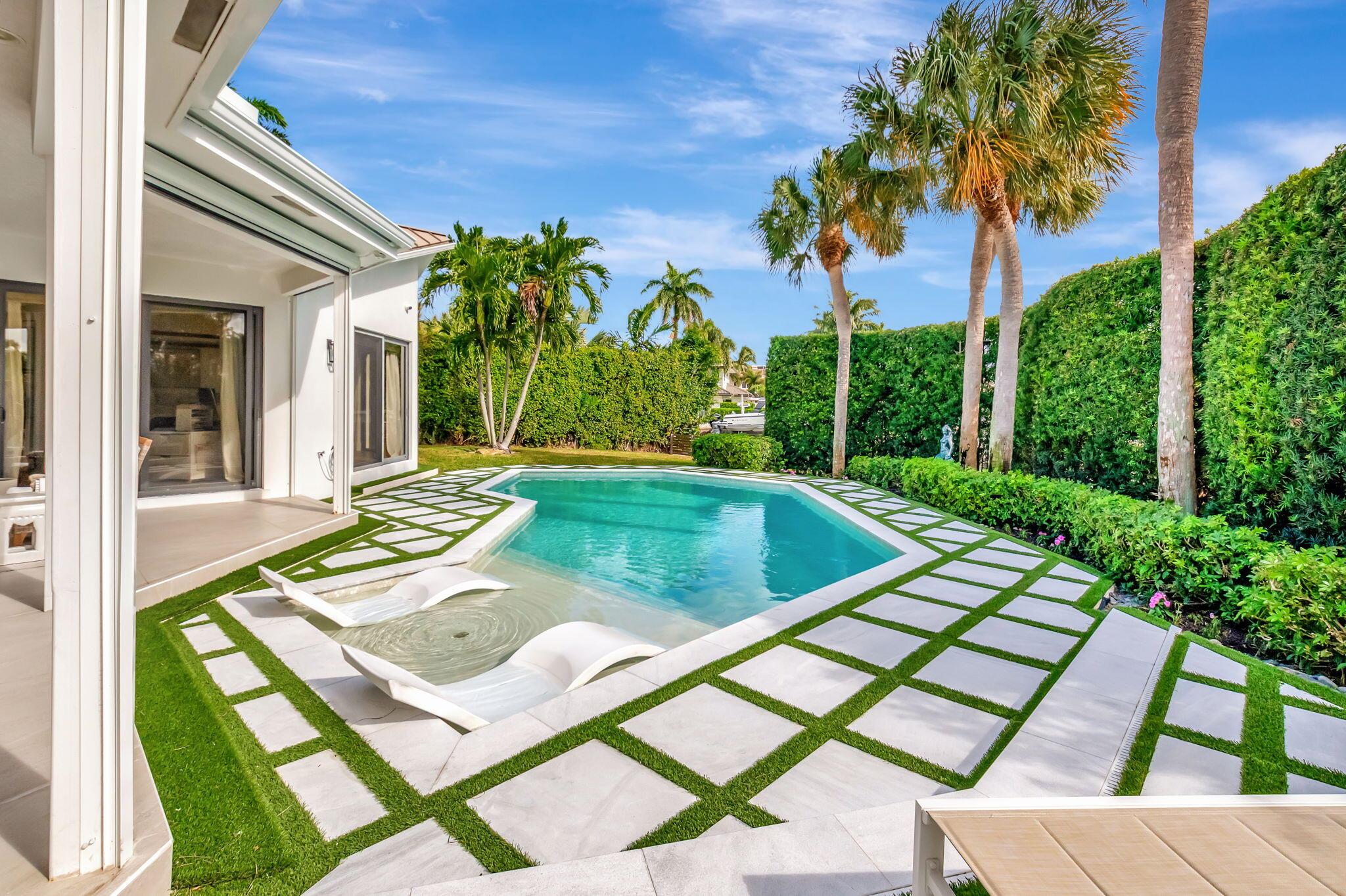 820 NE Boca Bay Colony Drive