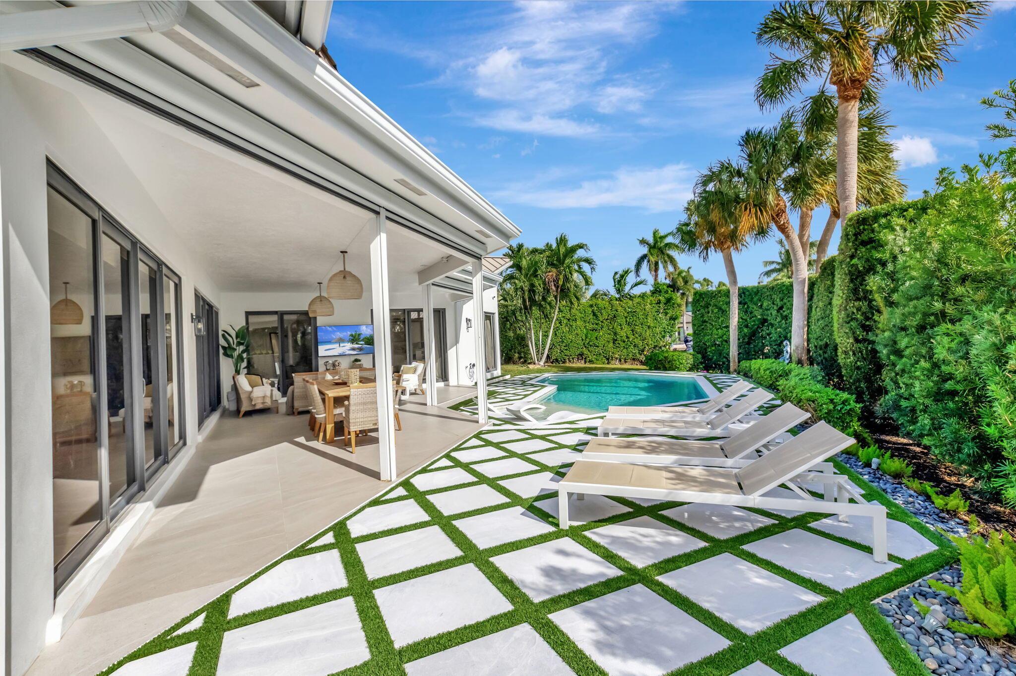 820 NE Boca Bay Colony Drive