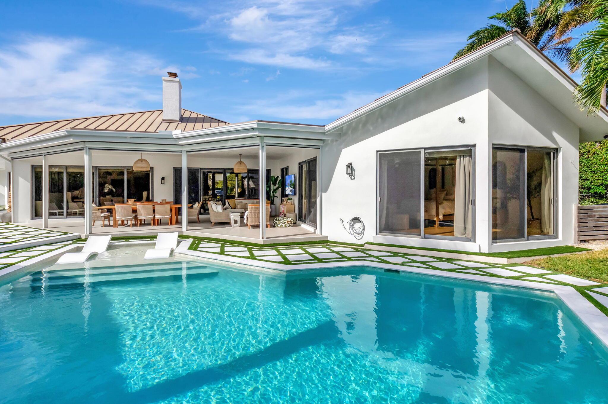 820 NE Boca Bay Colony Drive