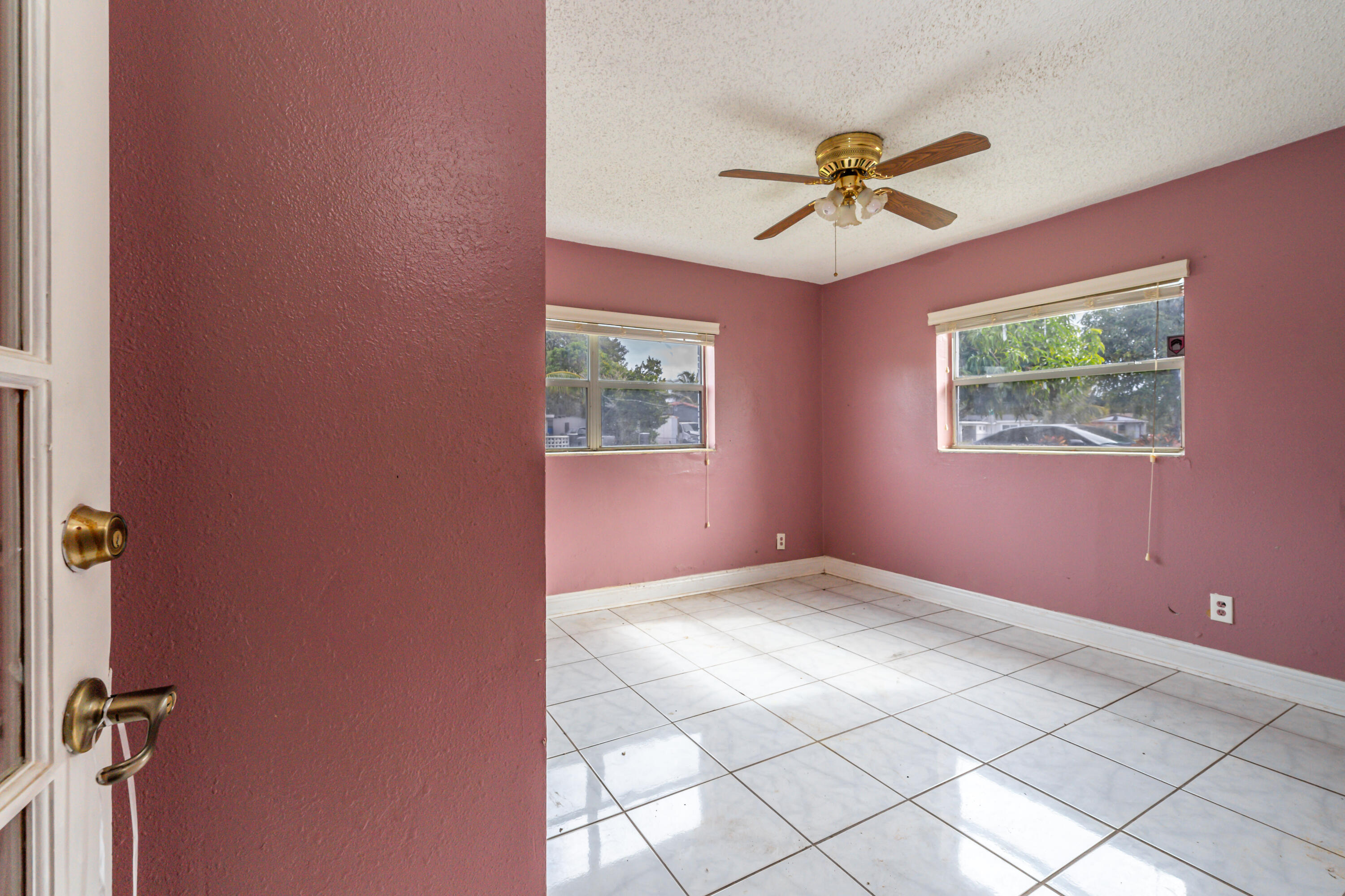 421 NW 39th Avenue