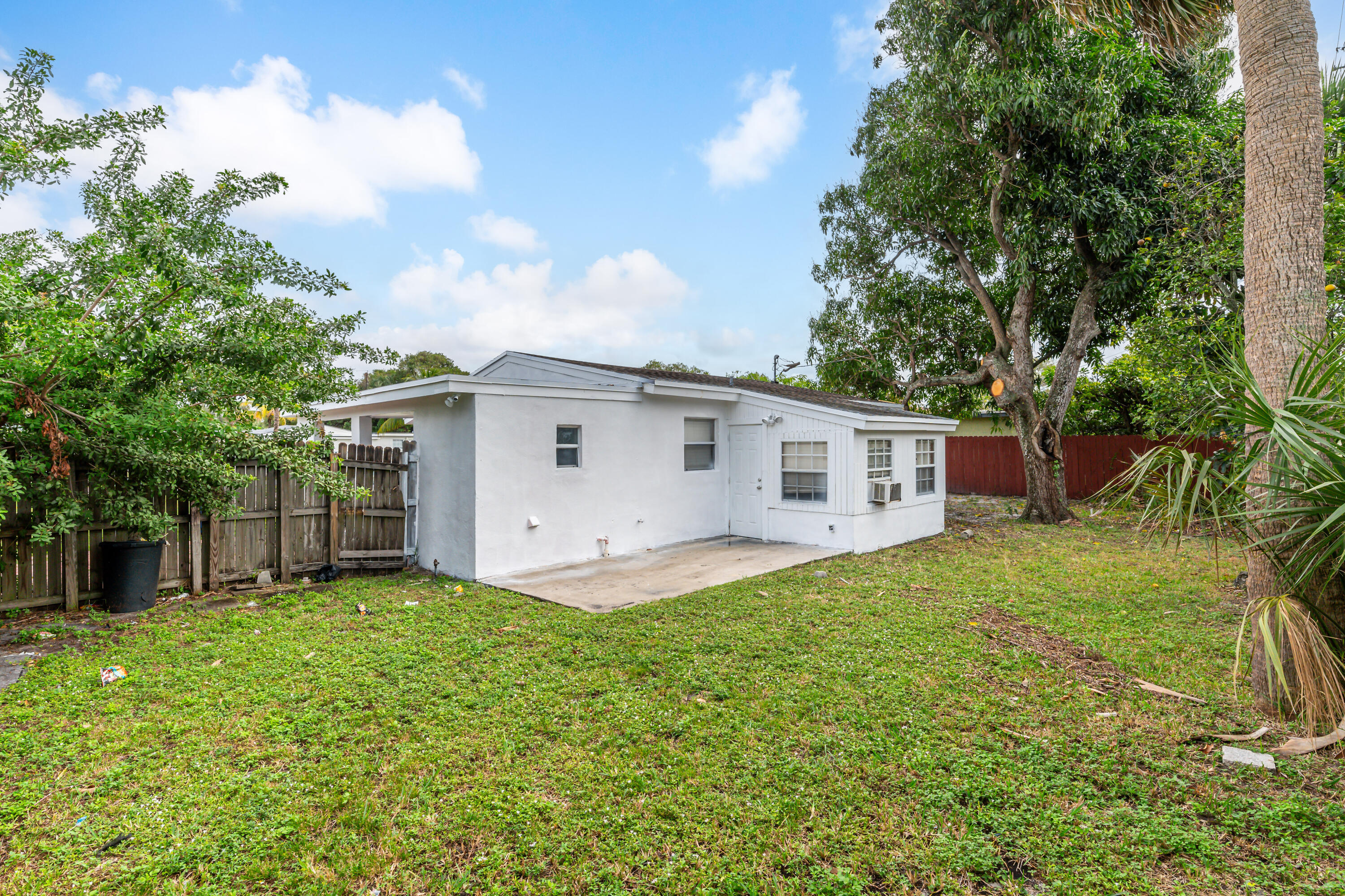 421 NW 39th Avenue