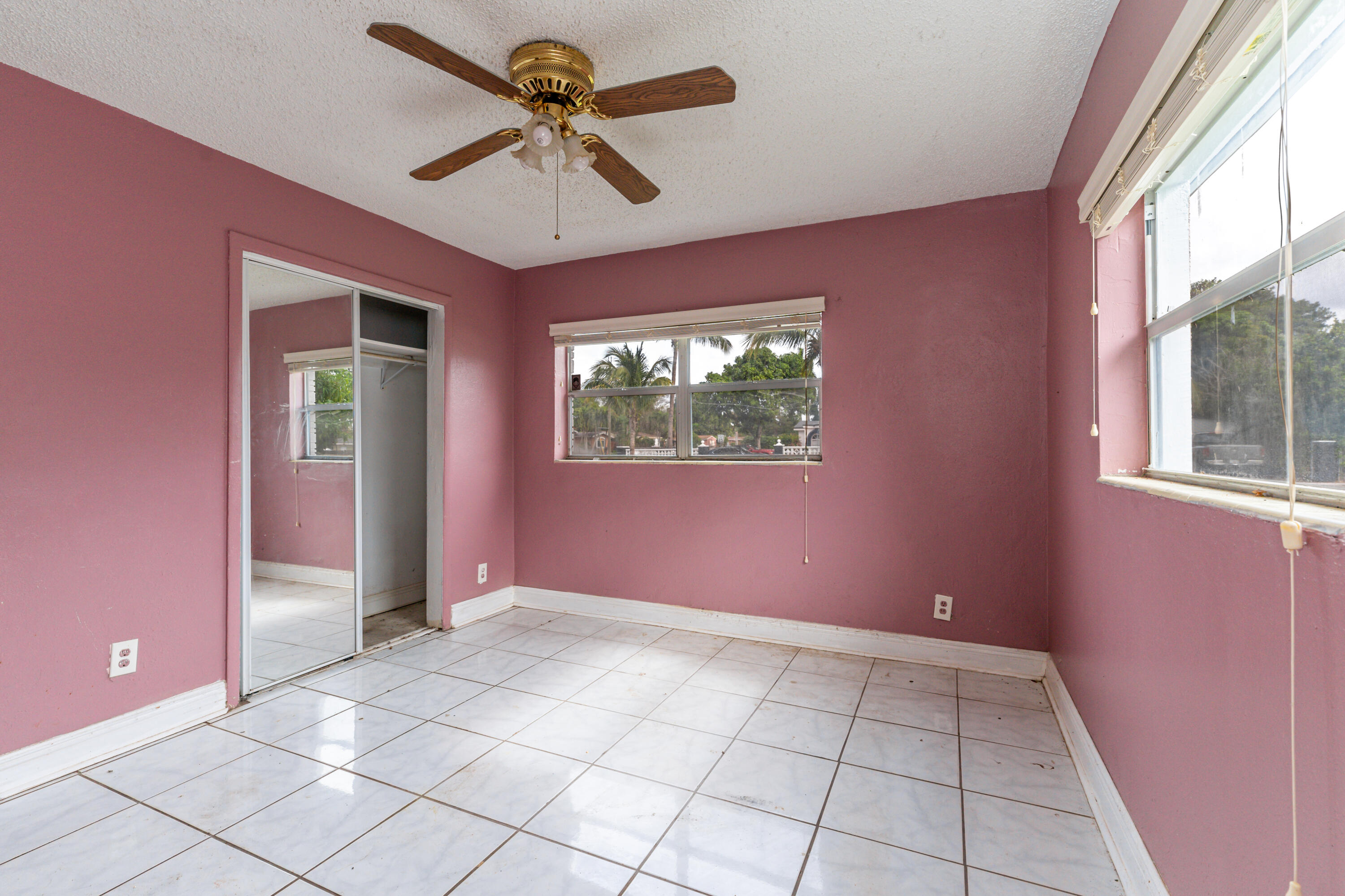 421 NW 39th Avenue
