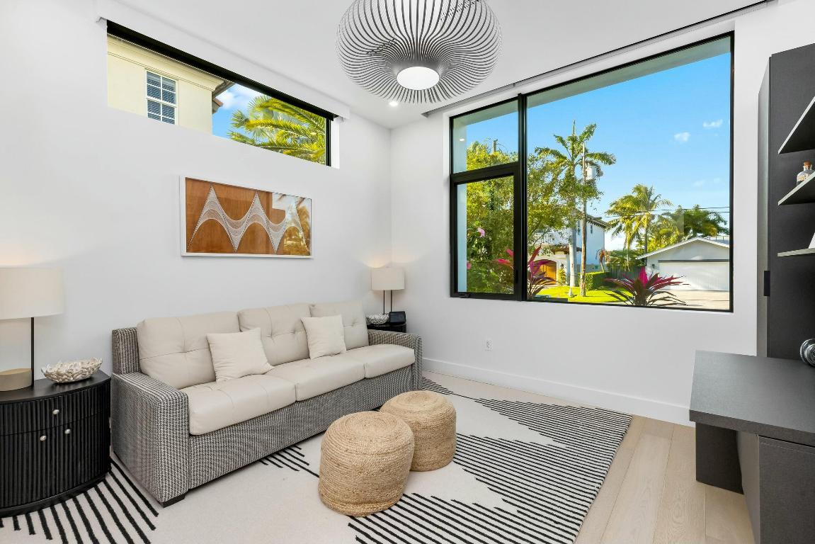 772 Glouchester Street