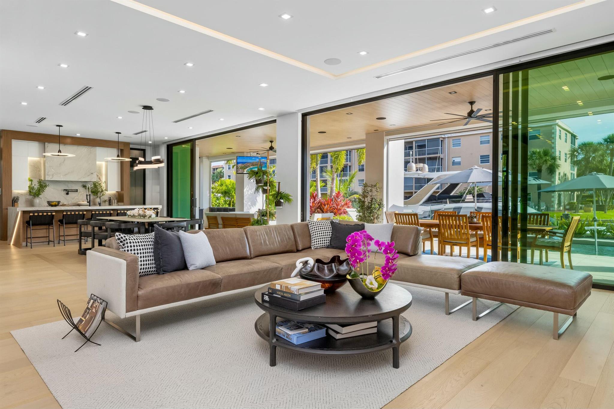 772 Glouchester Street