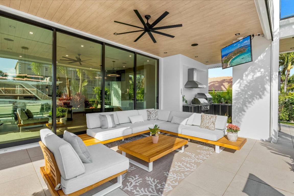 772 Glouchester Street