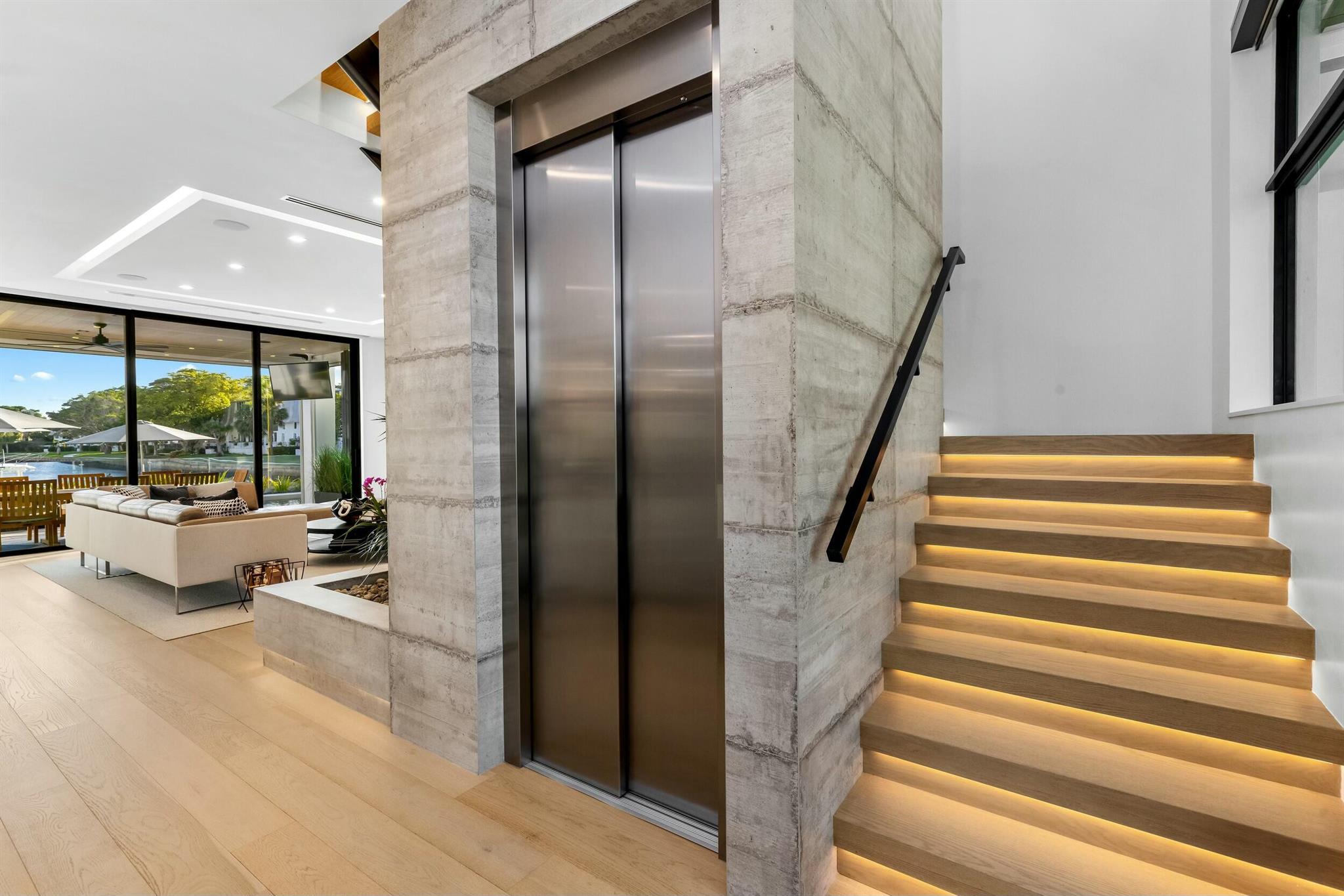 772 Glouchester Street