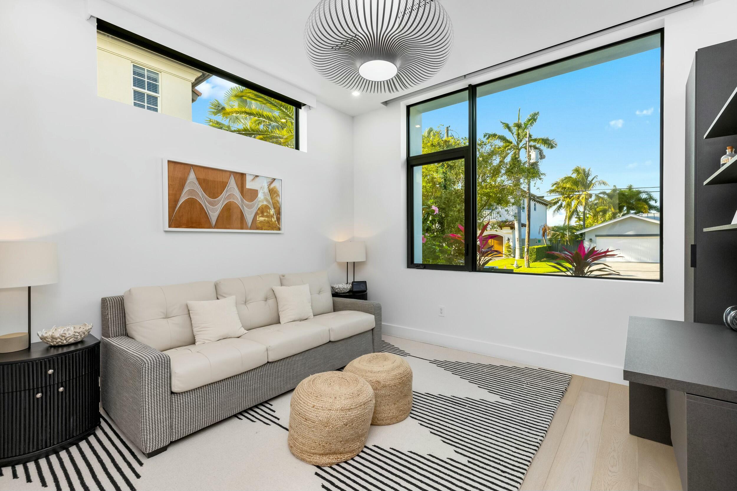 772 Glouchester Street