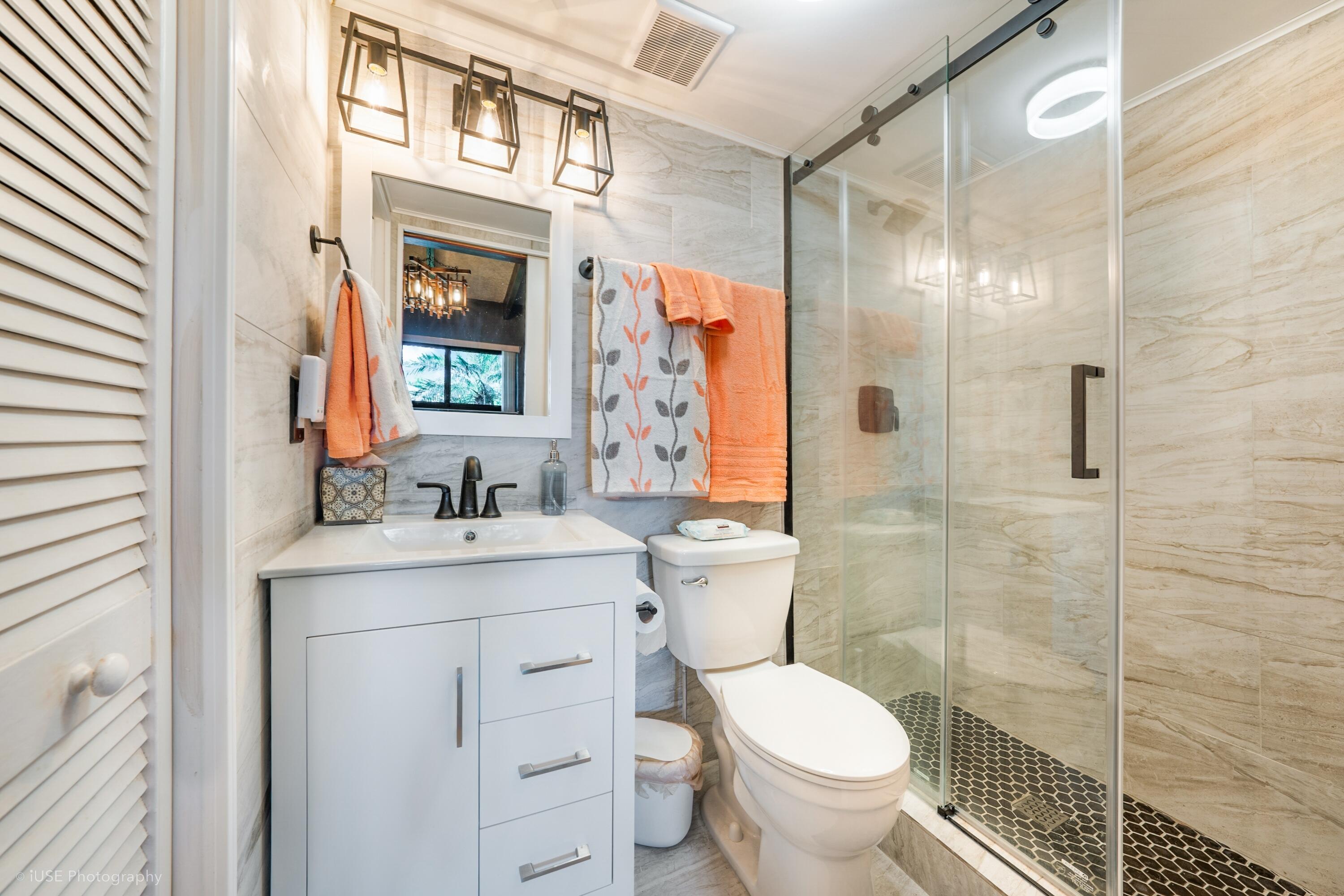 4211 NE 26th Terrace