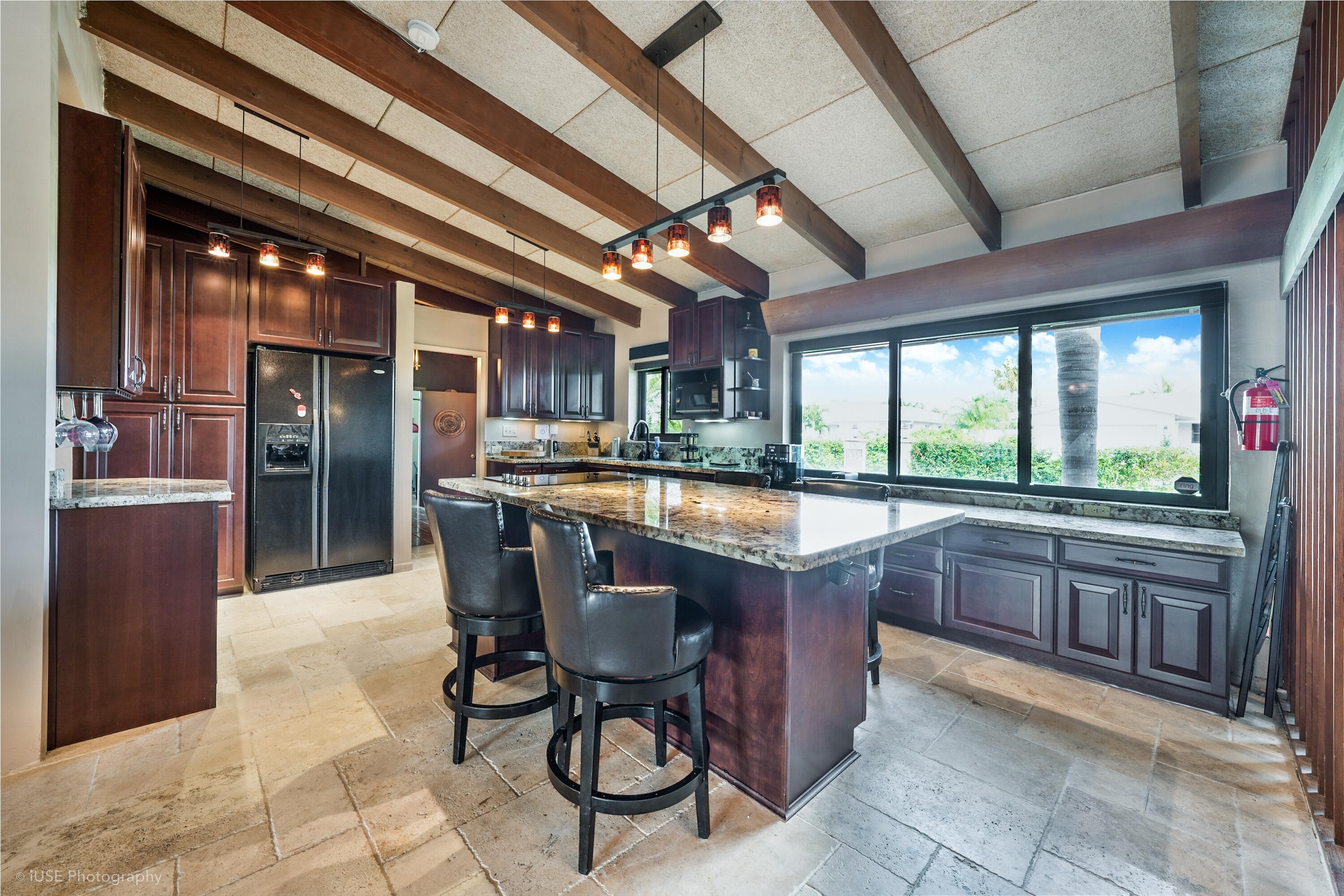 4211 NE 26th Terrace