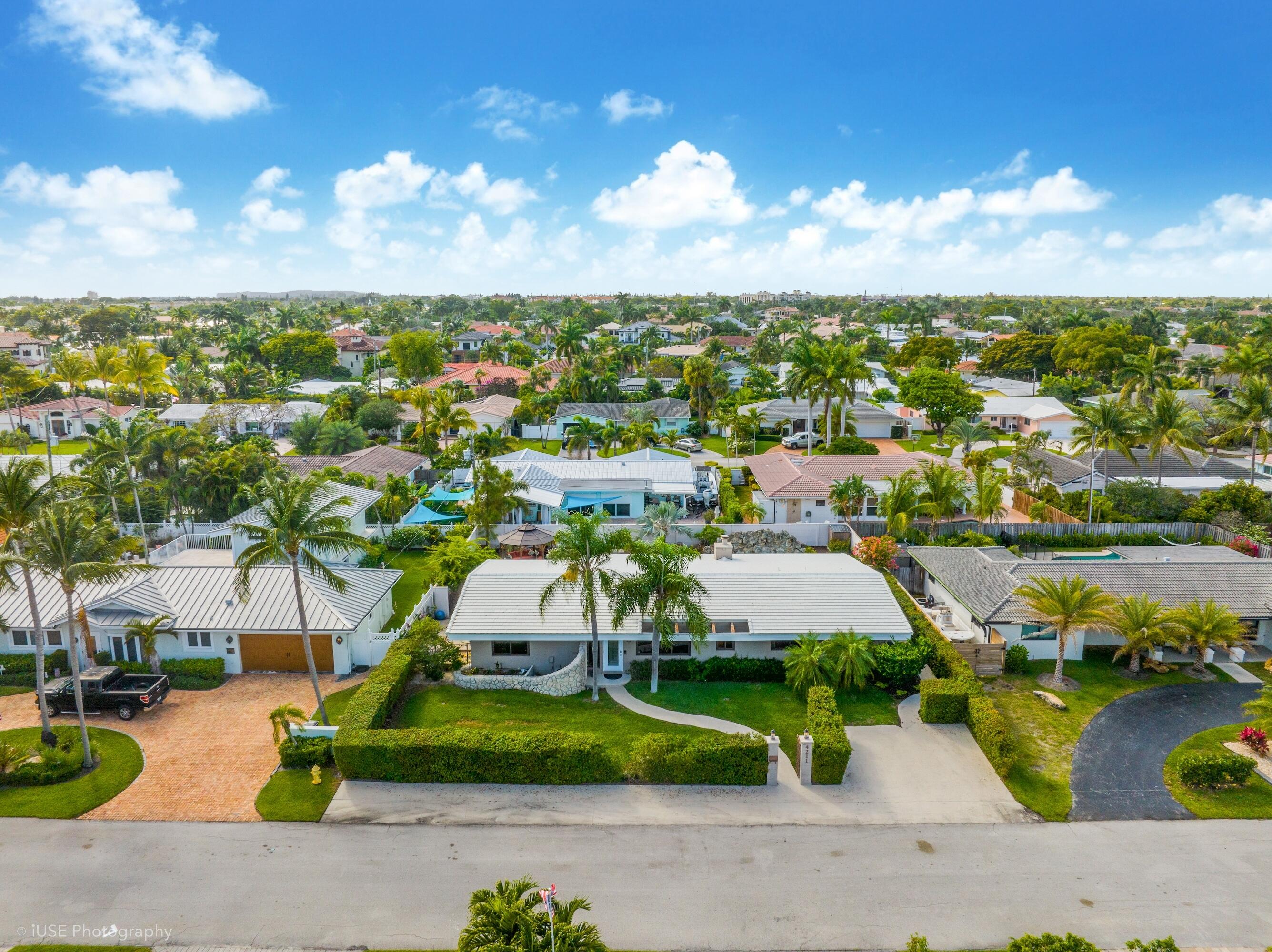 4211 NE 26th Terrace