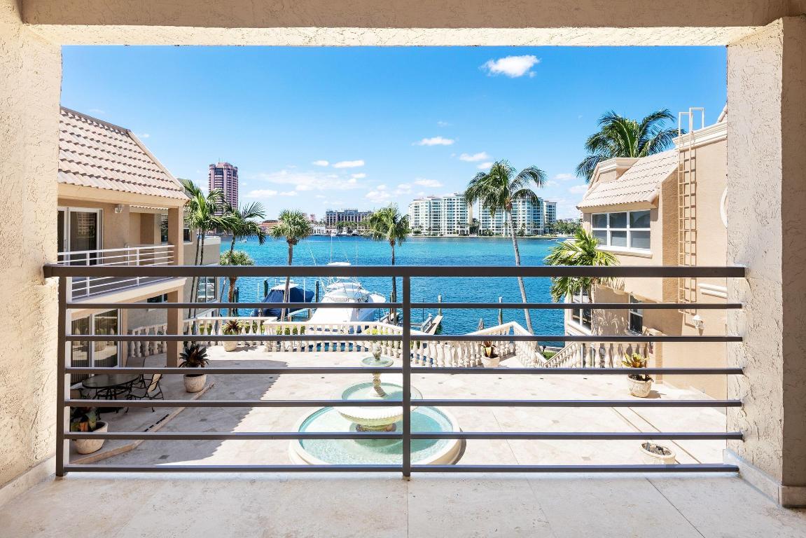 555 S Ocean Boulevard 4