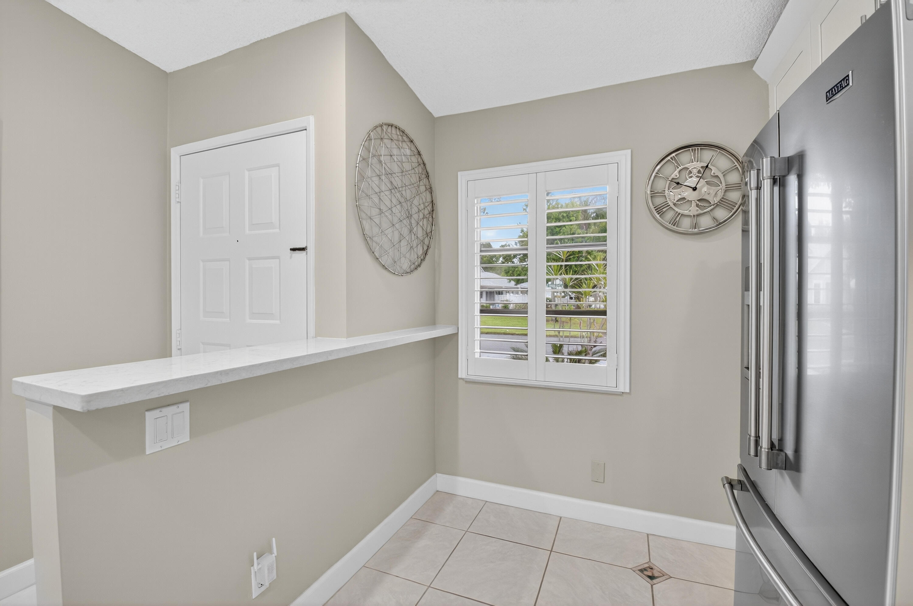8902 Meadowlark Way