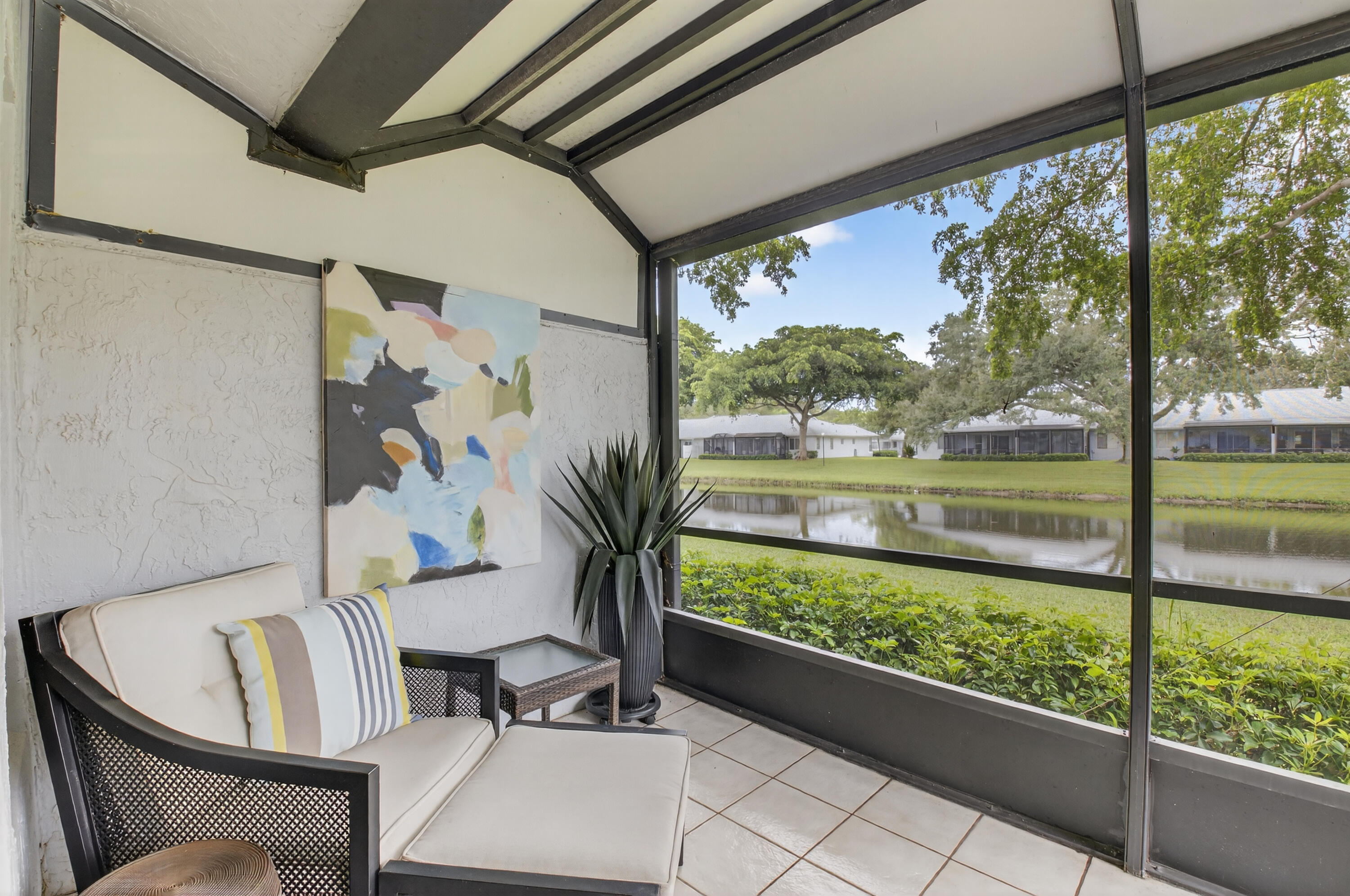 8902 Meadowlark Way
