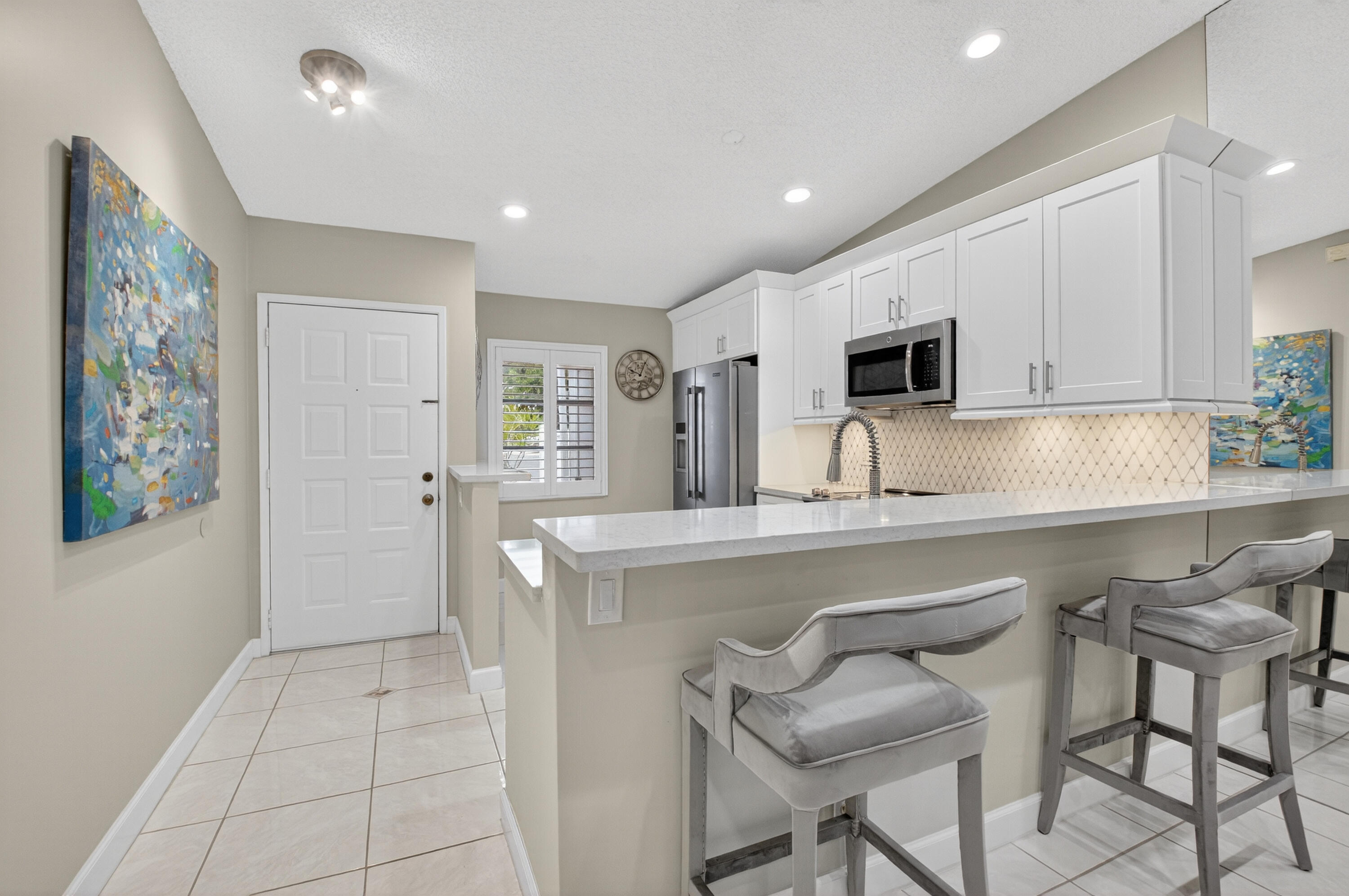 8902 Meadowlark Way