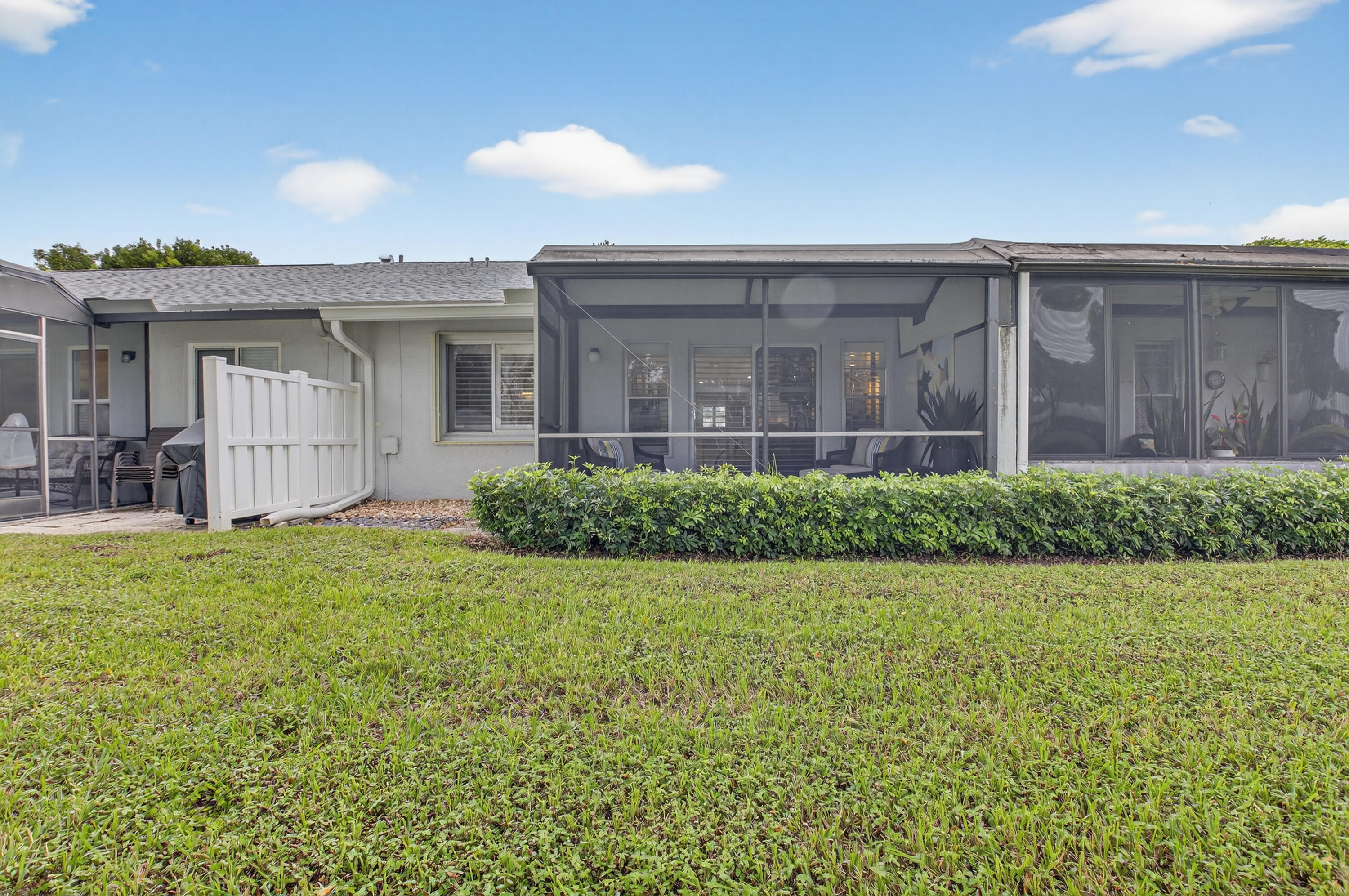 8902 Meadowlark Way