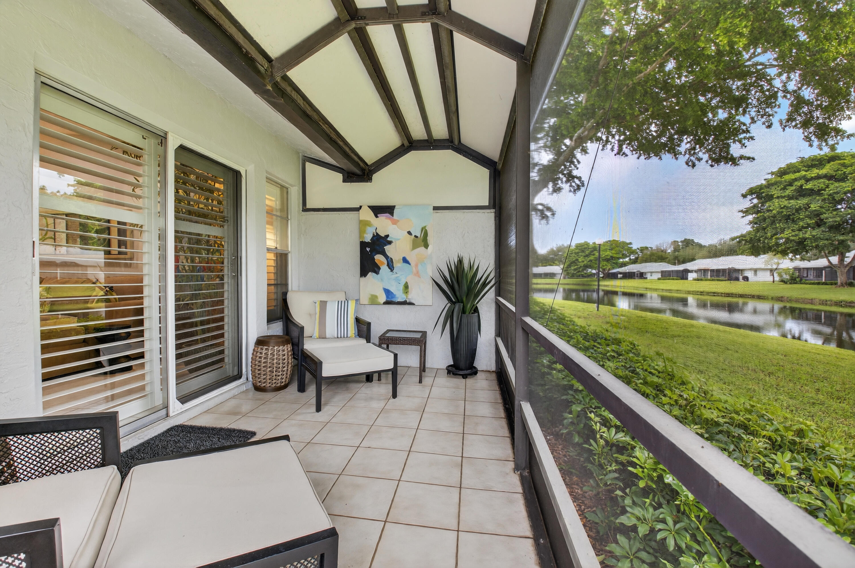 8902 Meadowlark Way