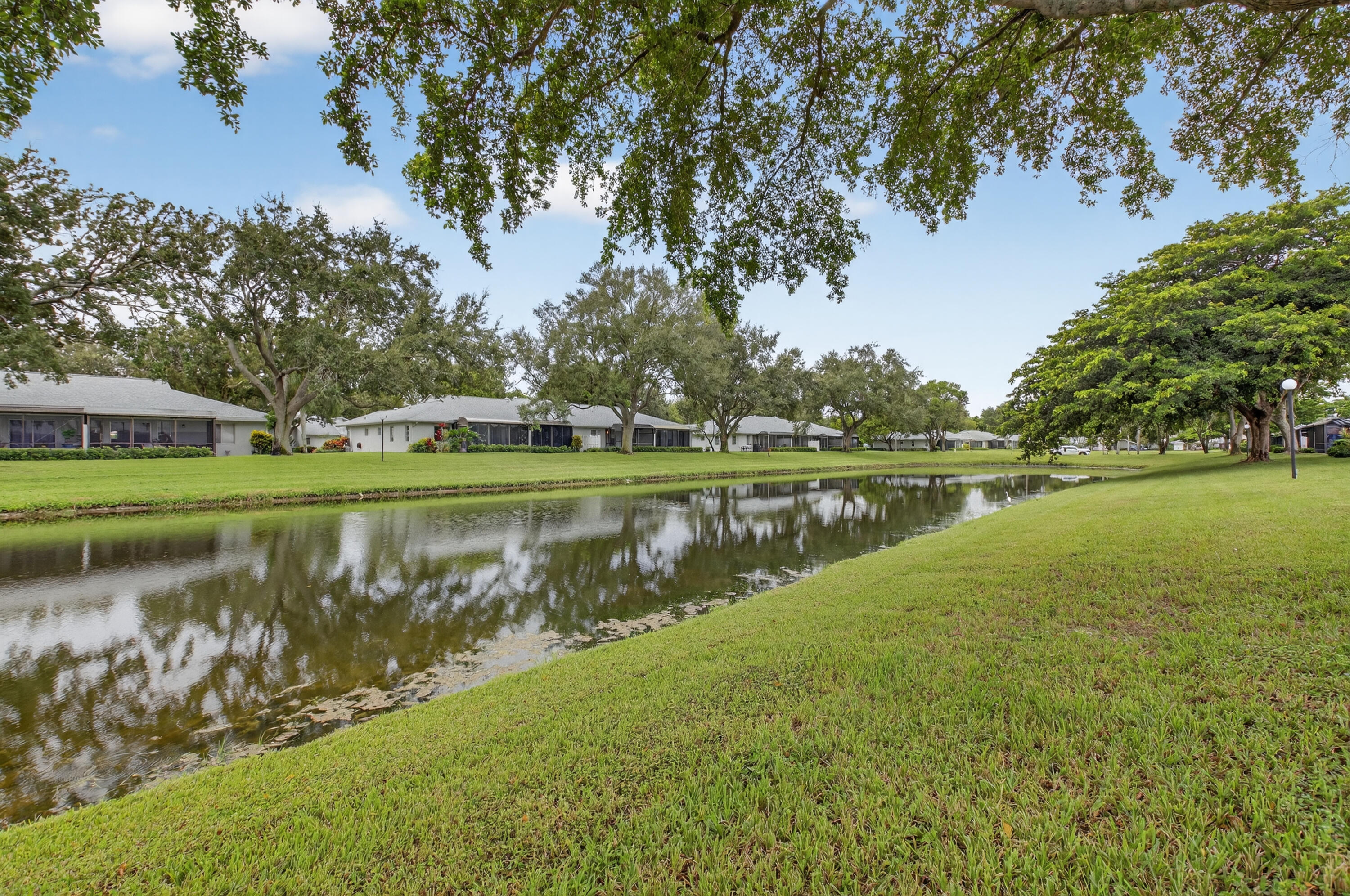 8902 Meadowlark Way