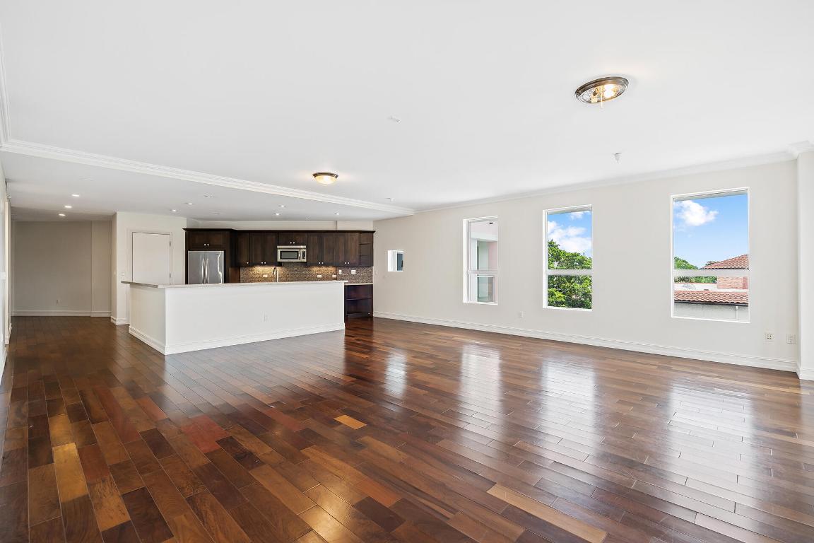 455 E Palmetto Park Road 3